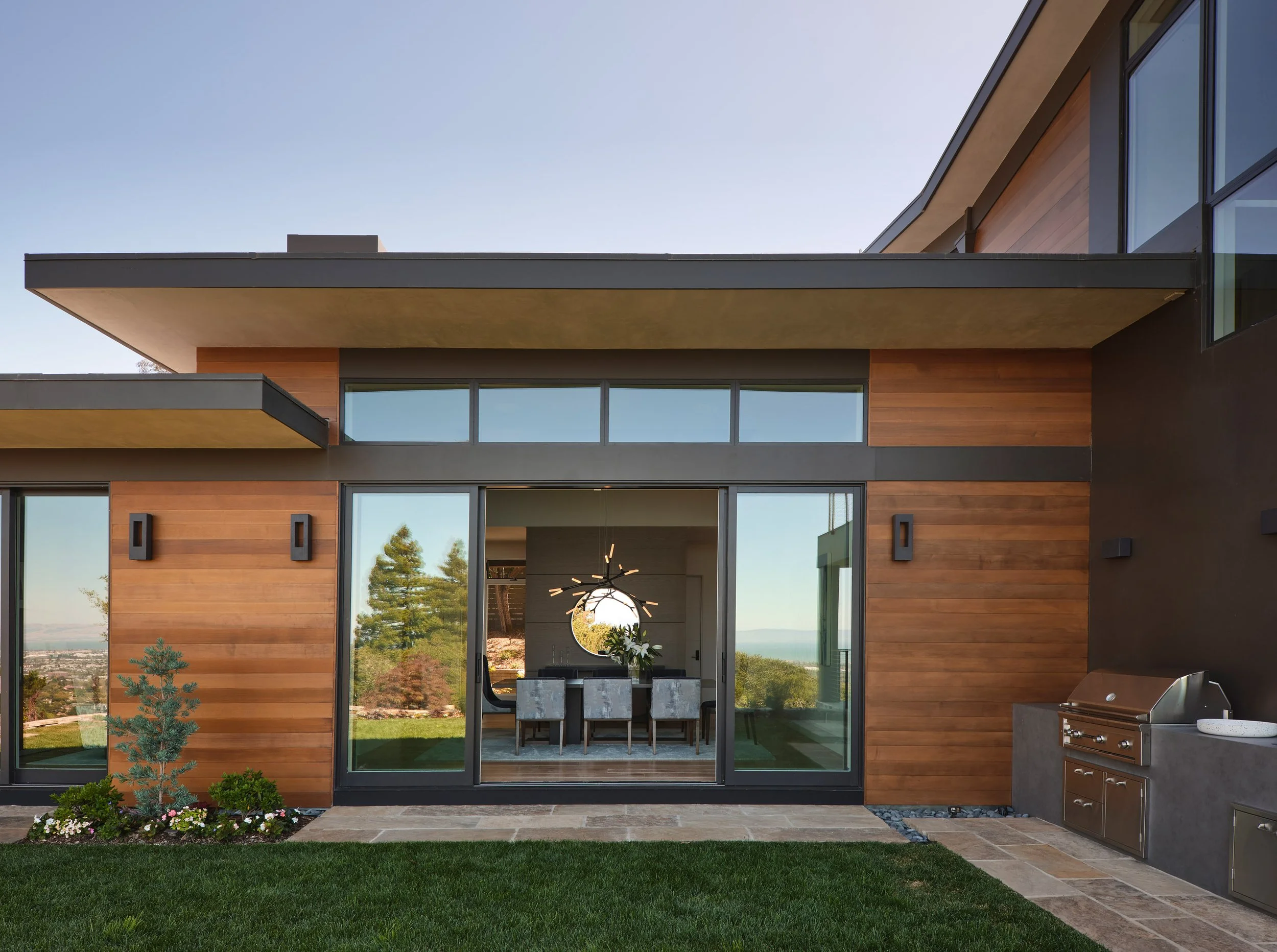 1300SouthDown_ext_04.jpg