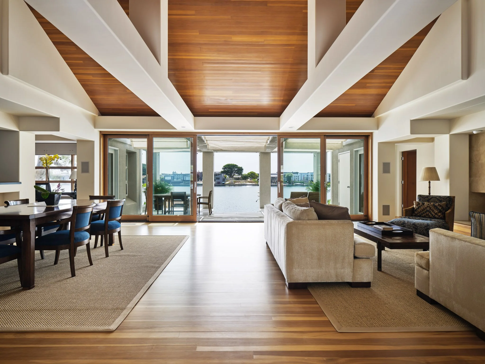 41_Dipsea_Living_01.jpg
