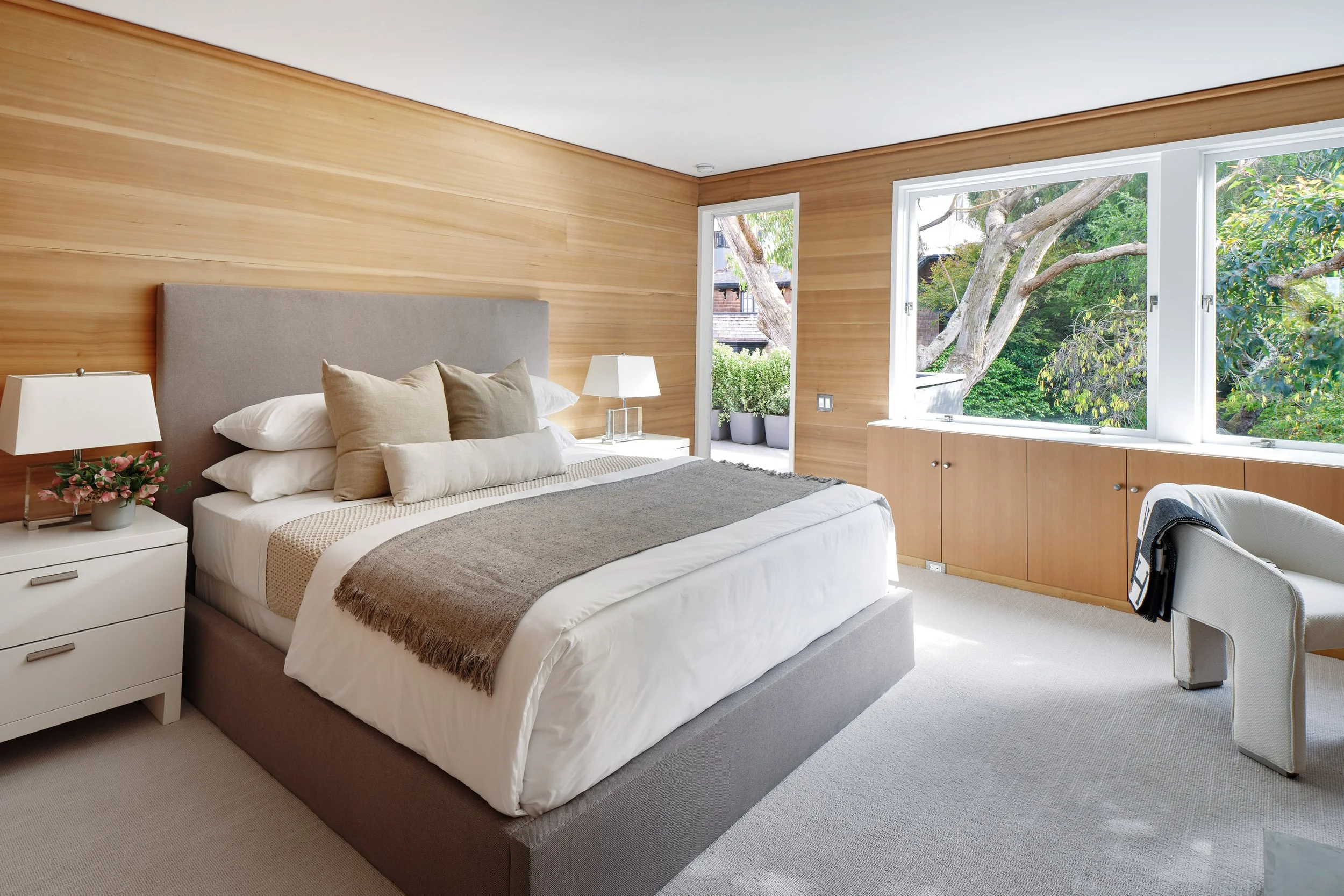 1641Green_MBedroom_03.jpg