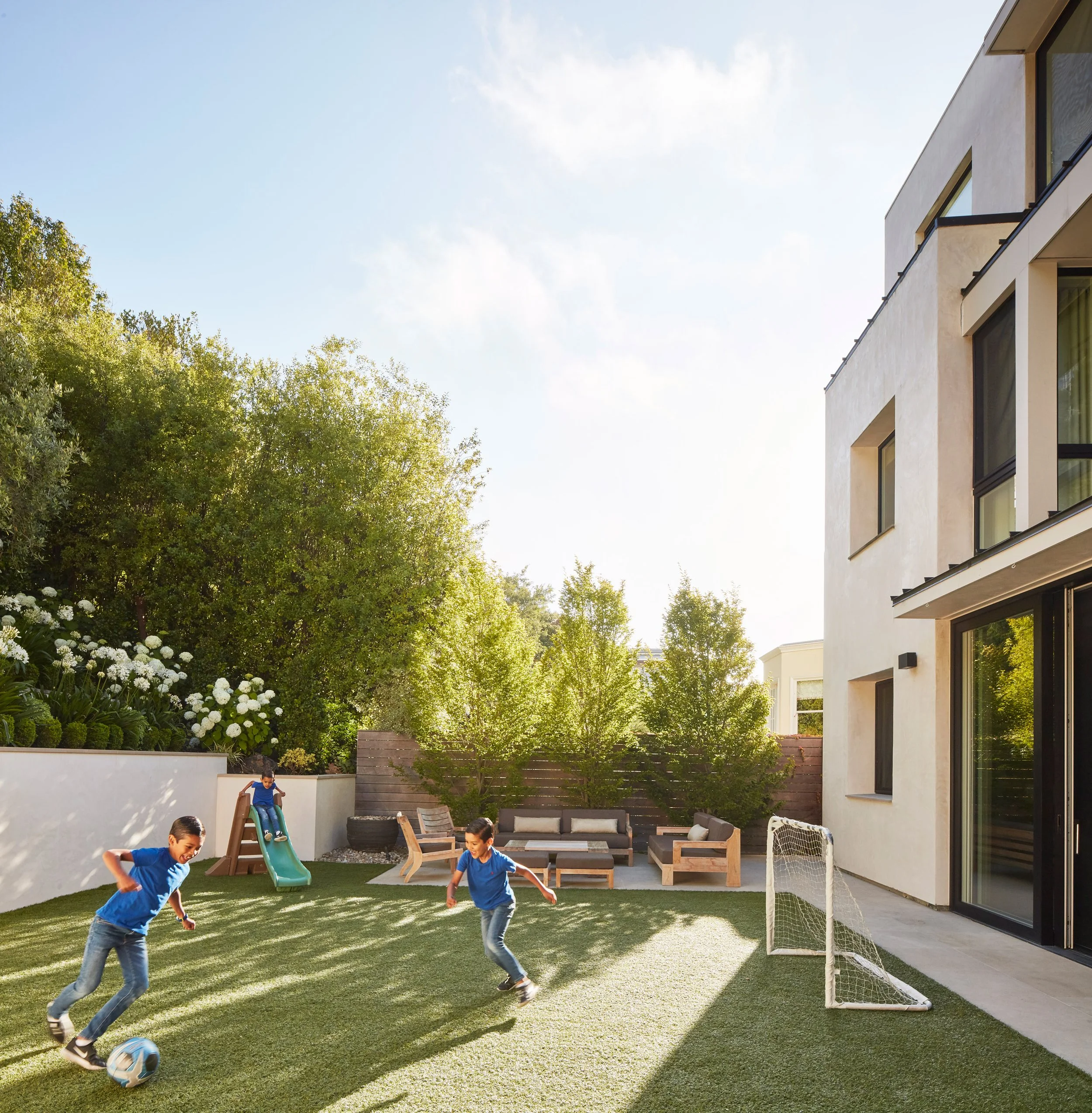2775Vallejo_Backyard_04.jpg