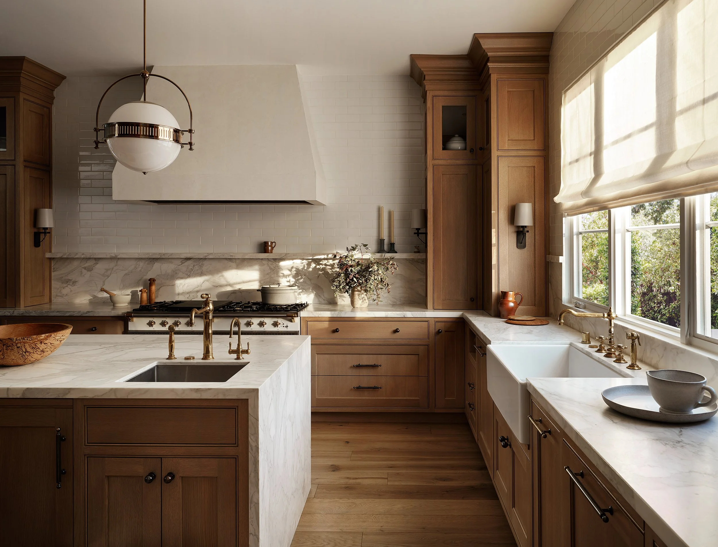 1725Oakdell_Kitchen_03_v2.jpg