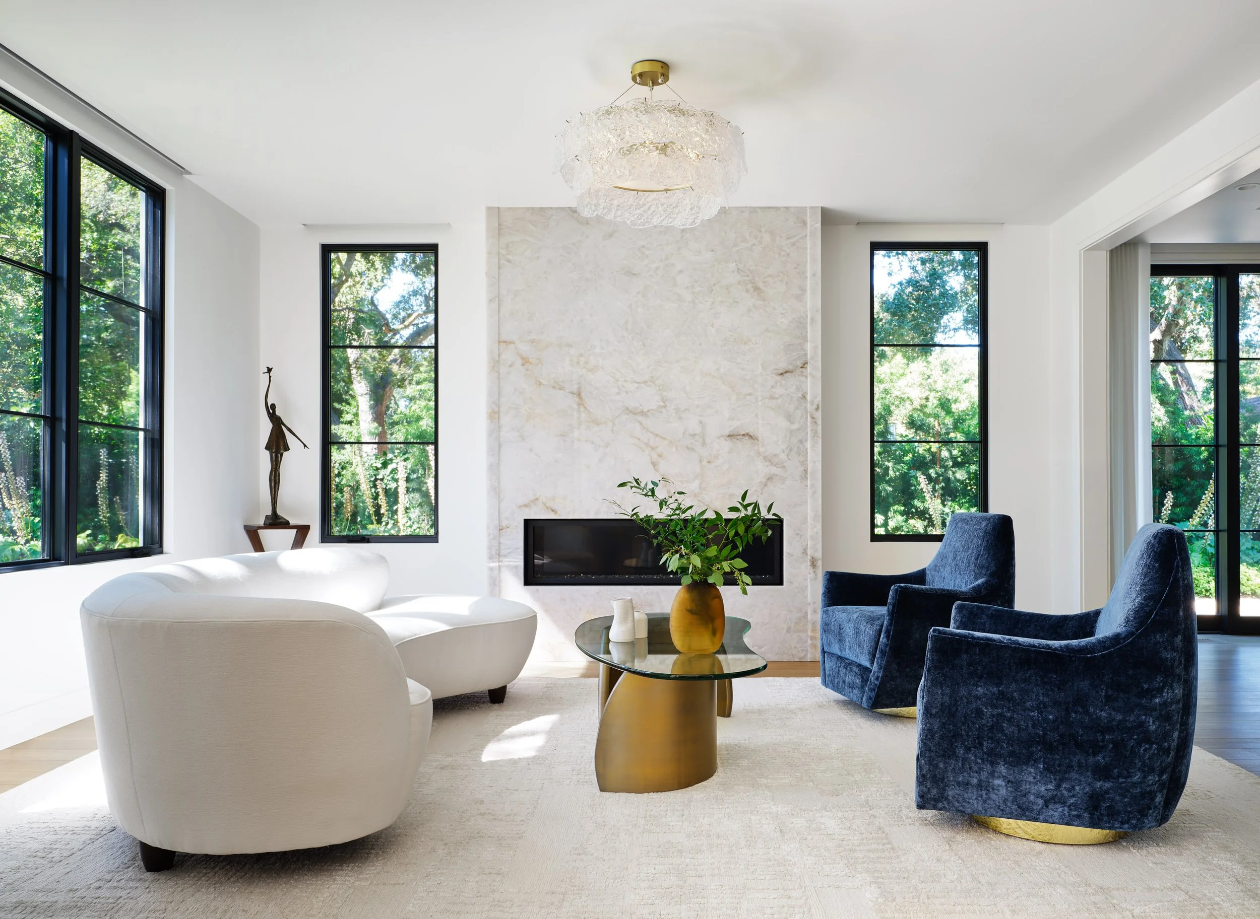 40_Isabella_Living_02a.jpg