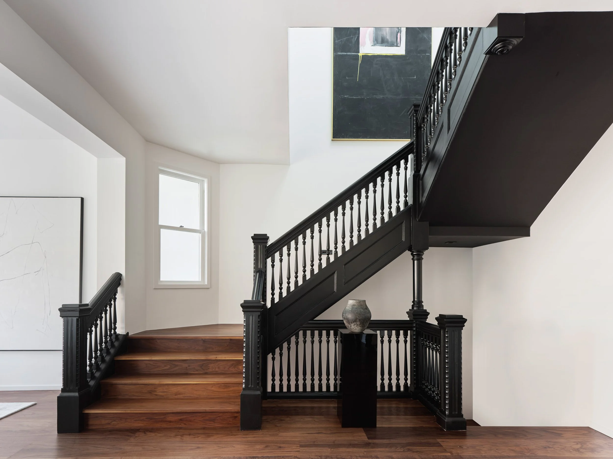 2427Green_Stairs_01.jpg