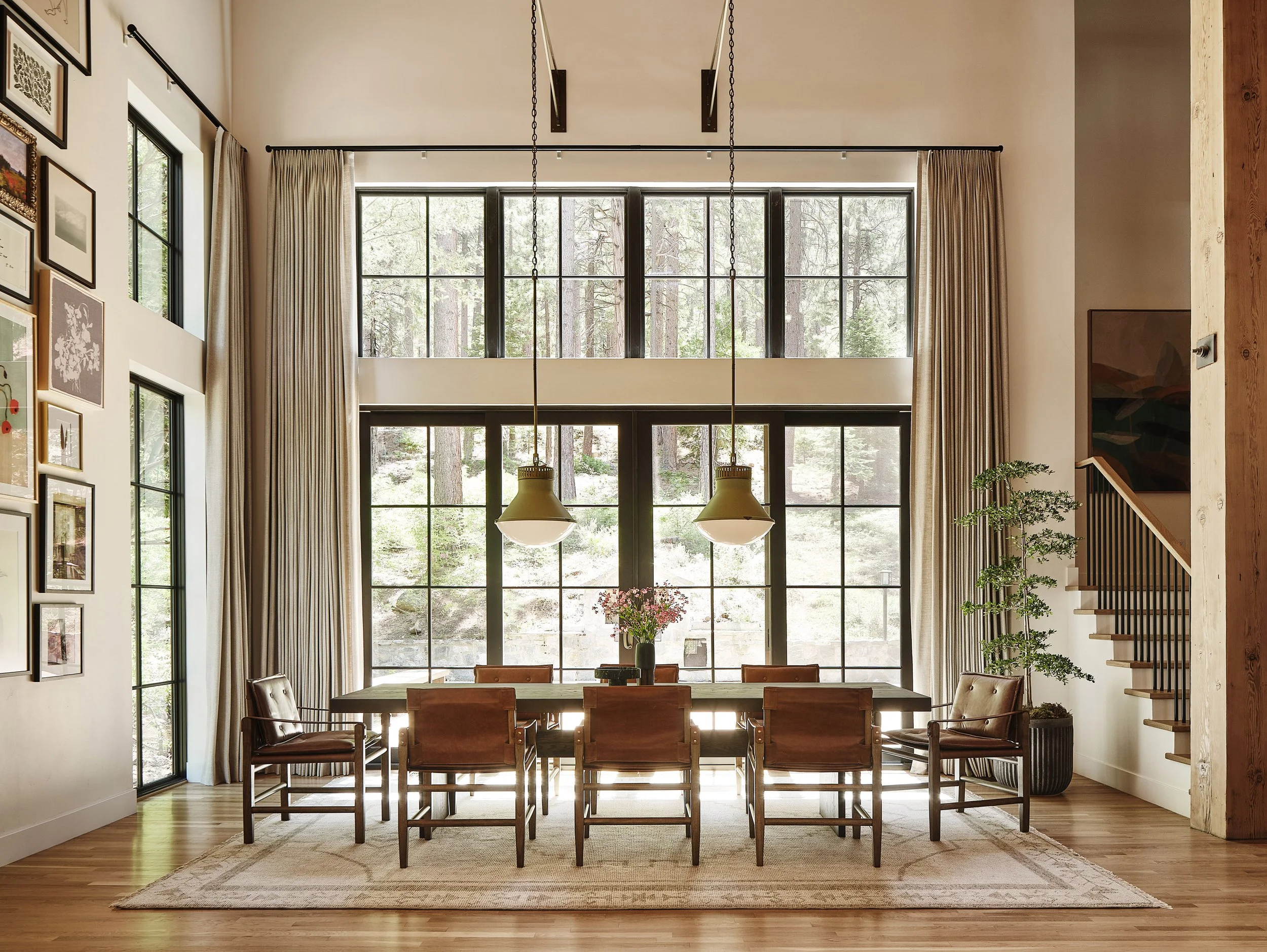 220SouthMeadow_Dining_08a.jpg