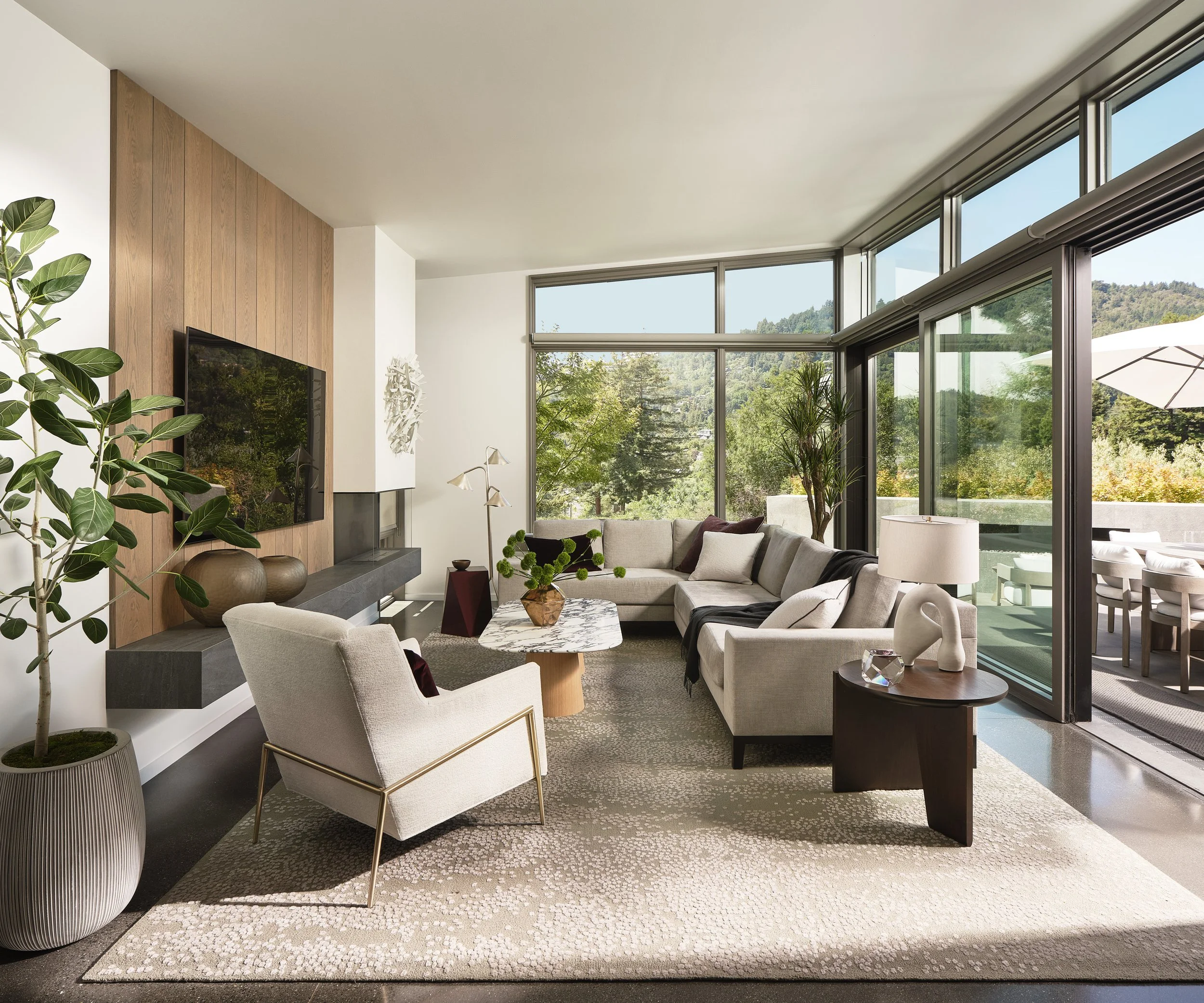 32BayView_Living_01.jpg