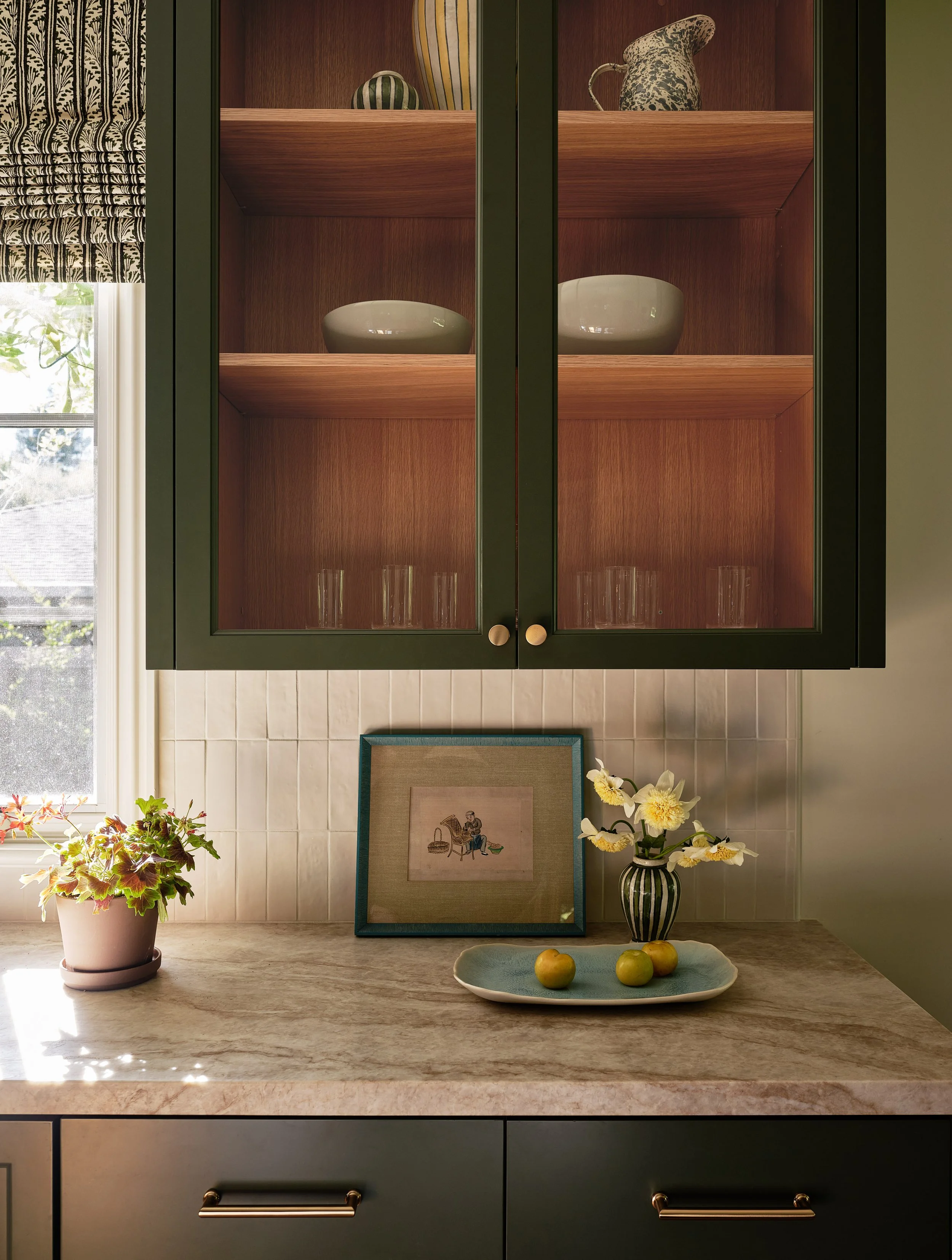 620Magnolia_Kitchen_06.jpg