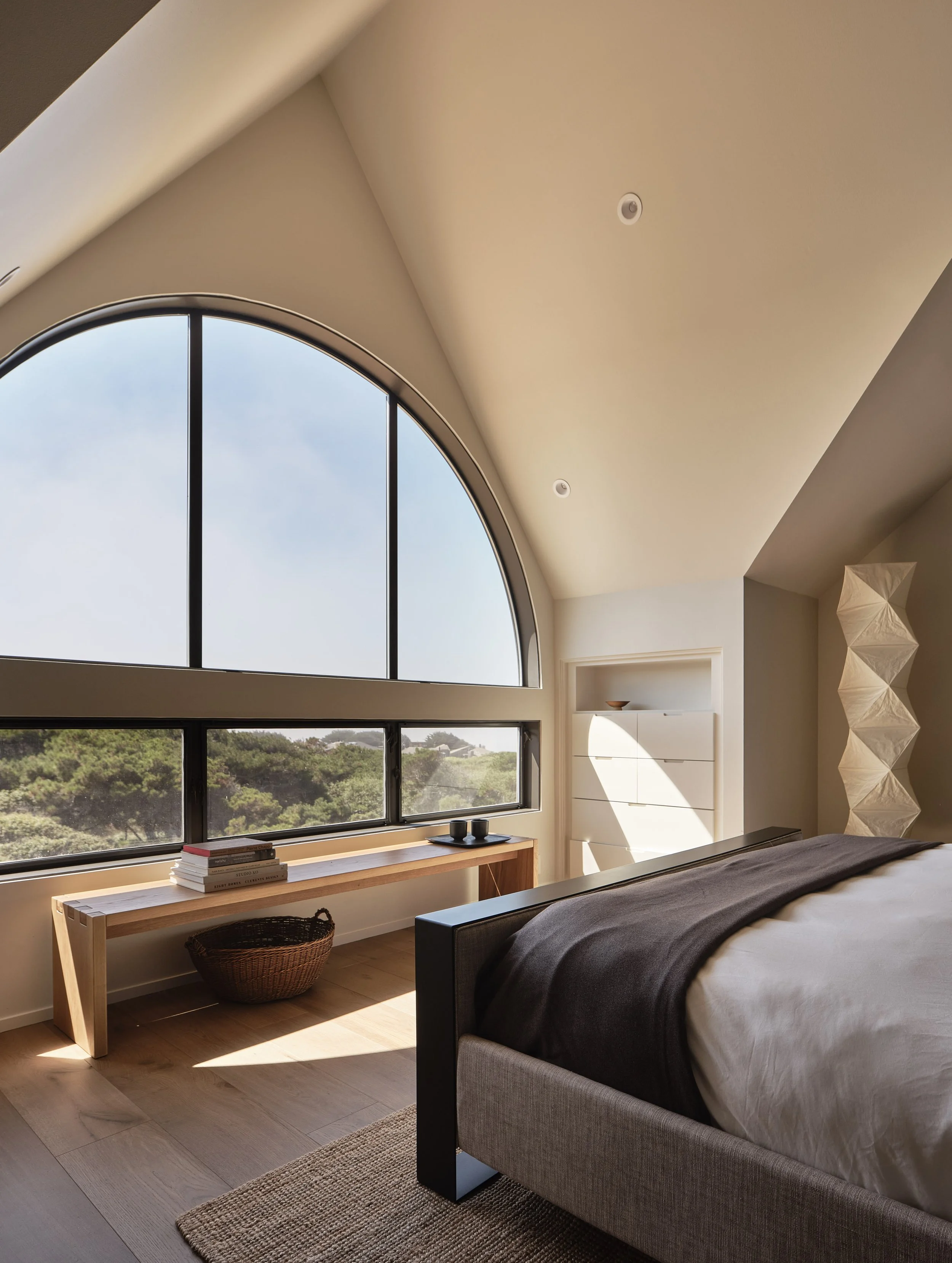 MAK_SeaRanch_Bed_02.jpg