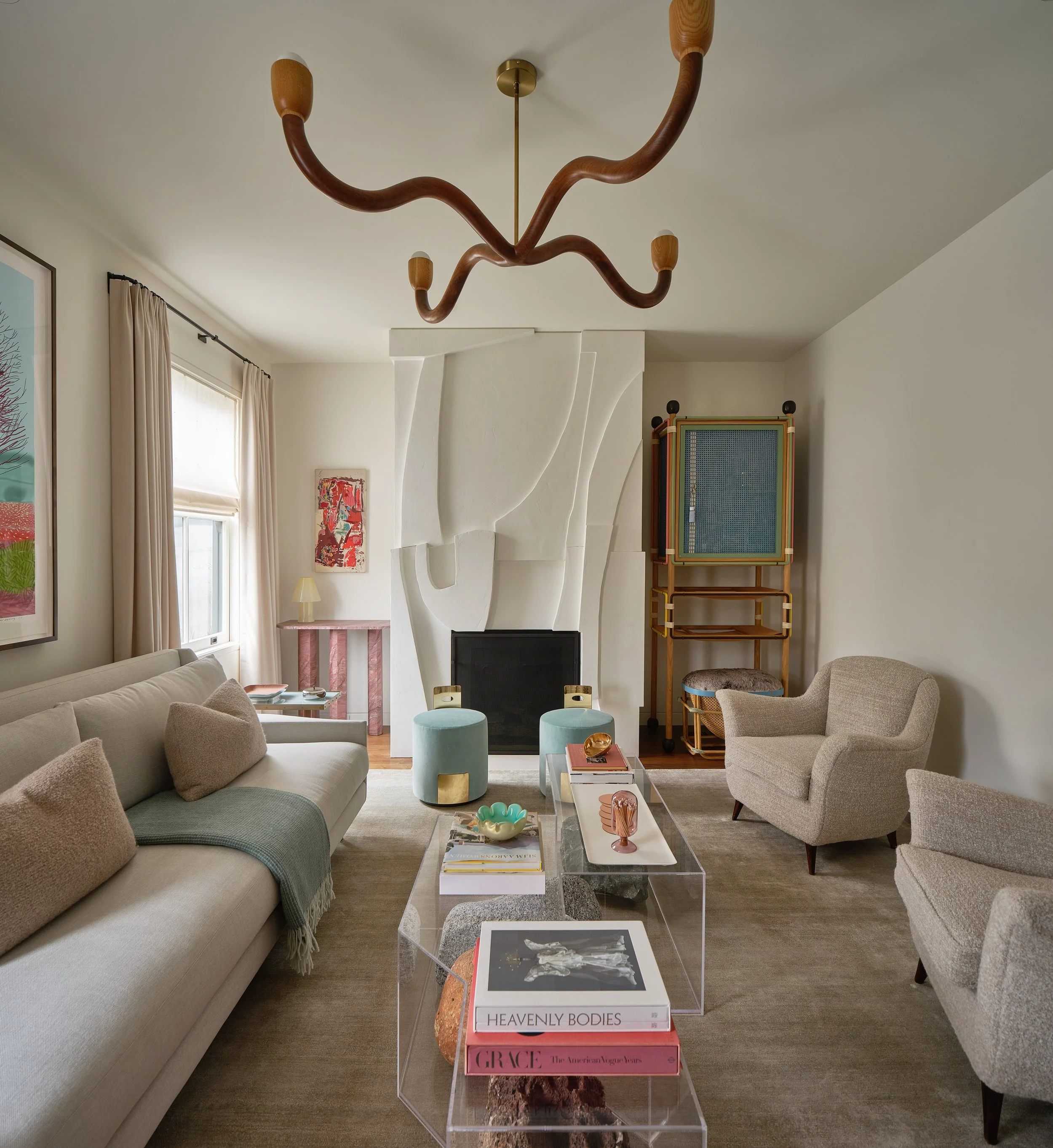 135_Locust_Living_02.jpg