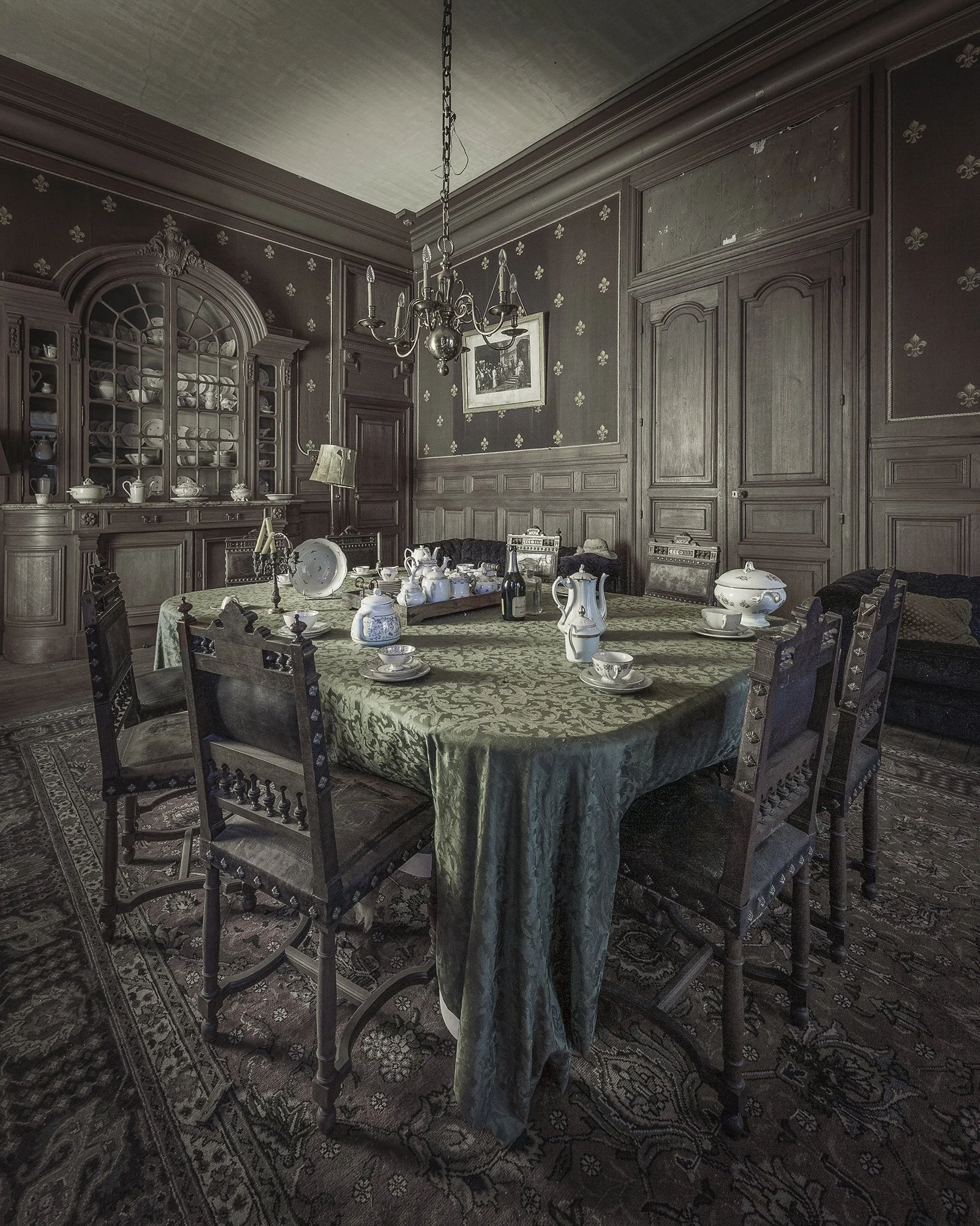 Abandoned Nordic, Chateau Secret 7.jpg