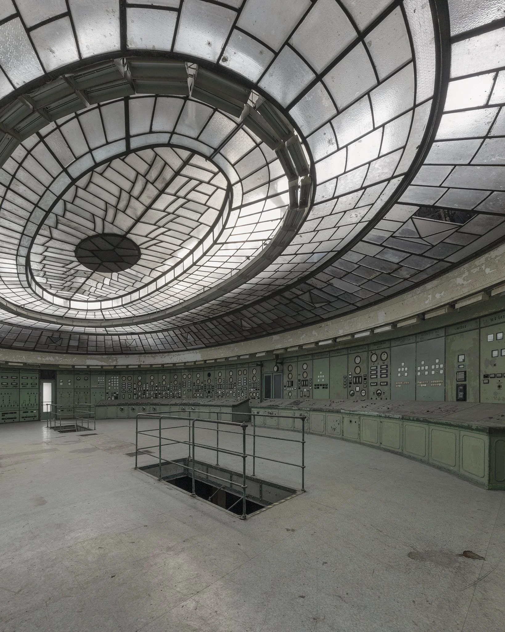 Abandoned Nordic, Art Deco Control Room, Hungary 3.jpg