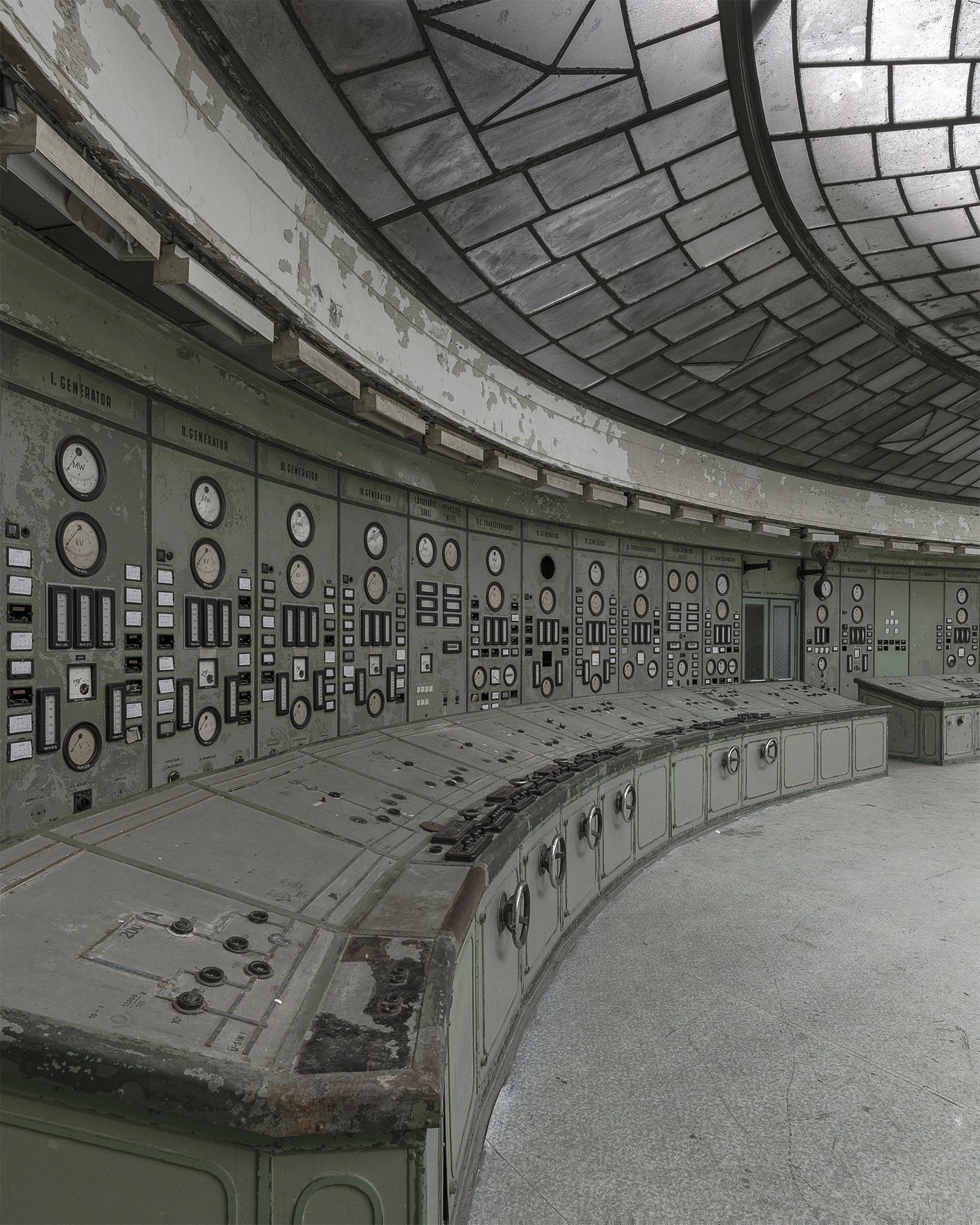 Abandoned Nordic, Art Deco Control Room, Hungary 5.jpg