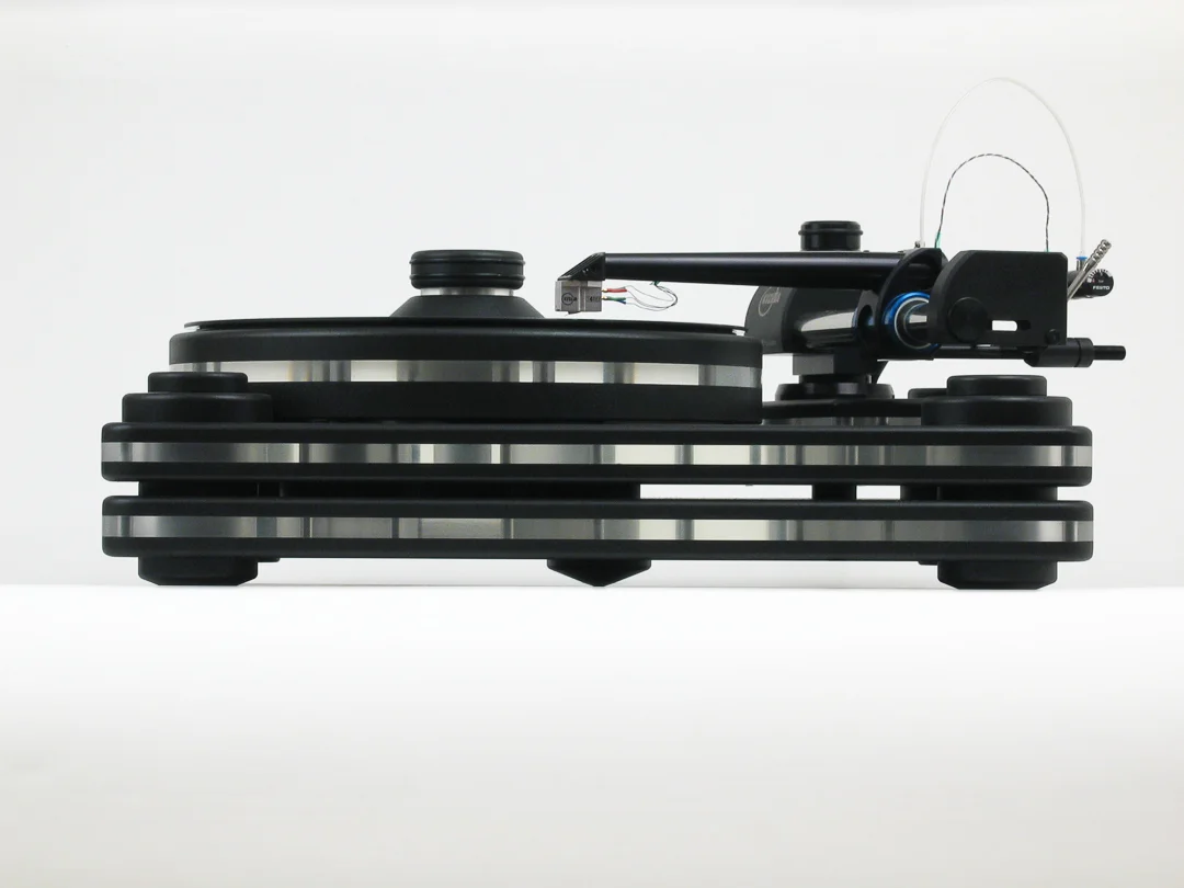 Kuzma R-00 25cm.jpg