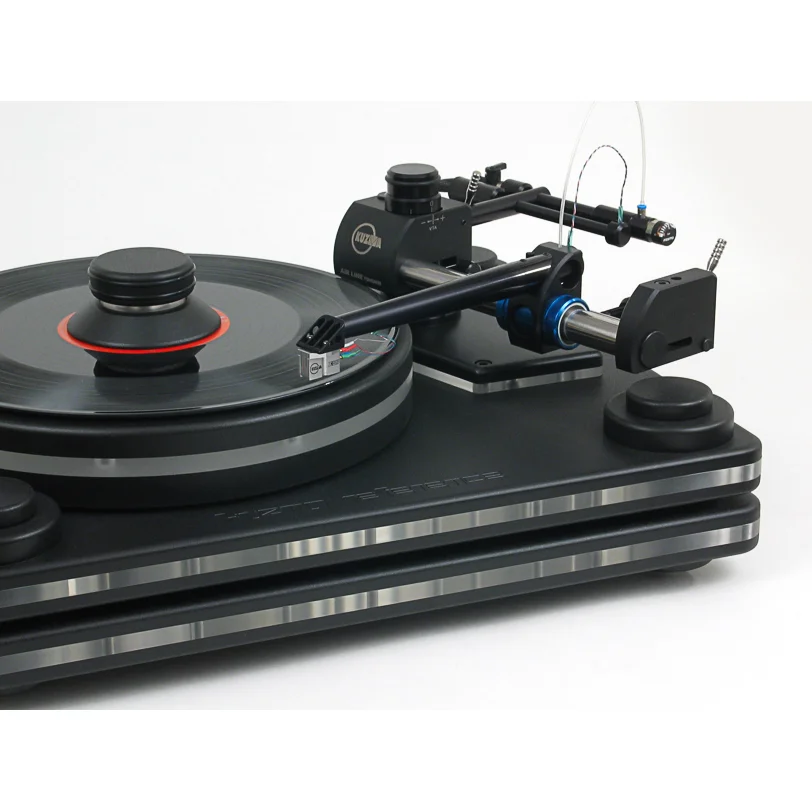 Kuzma Turntables-02.jpg