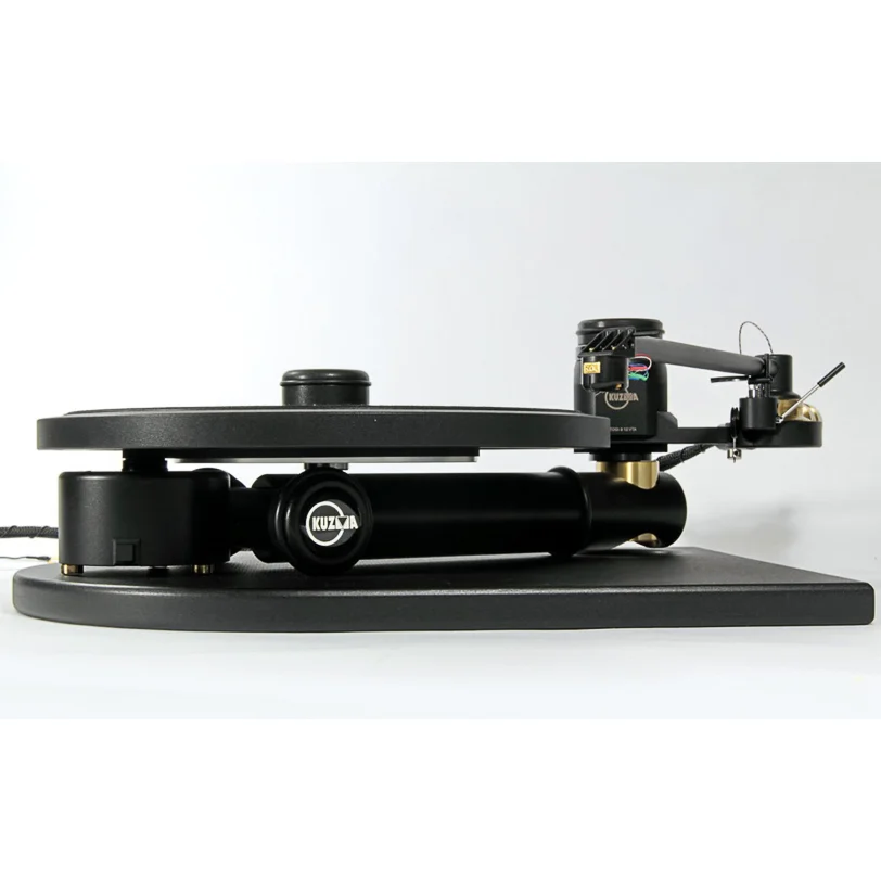 Kuzma Turntables-06.jpg