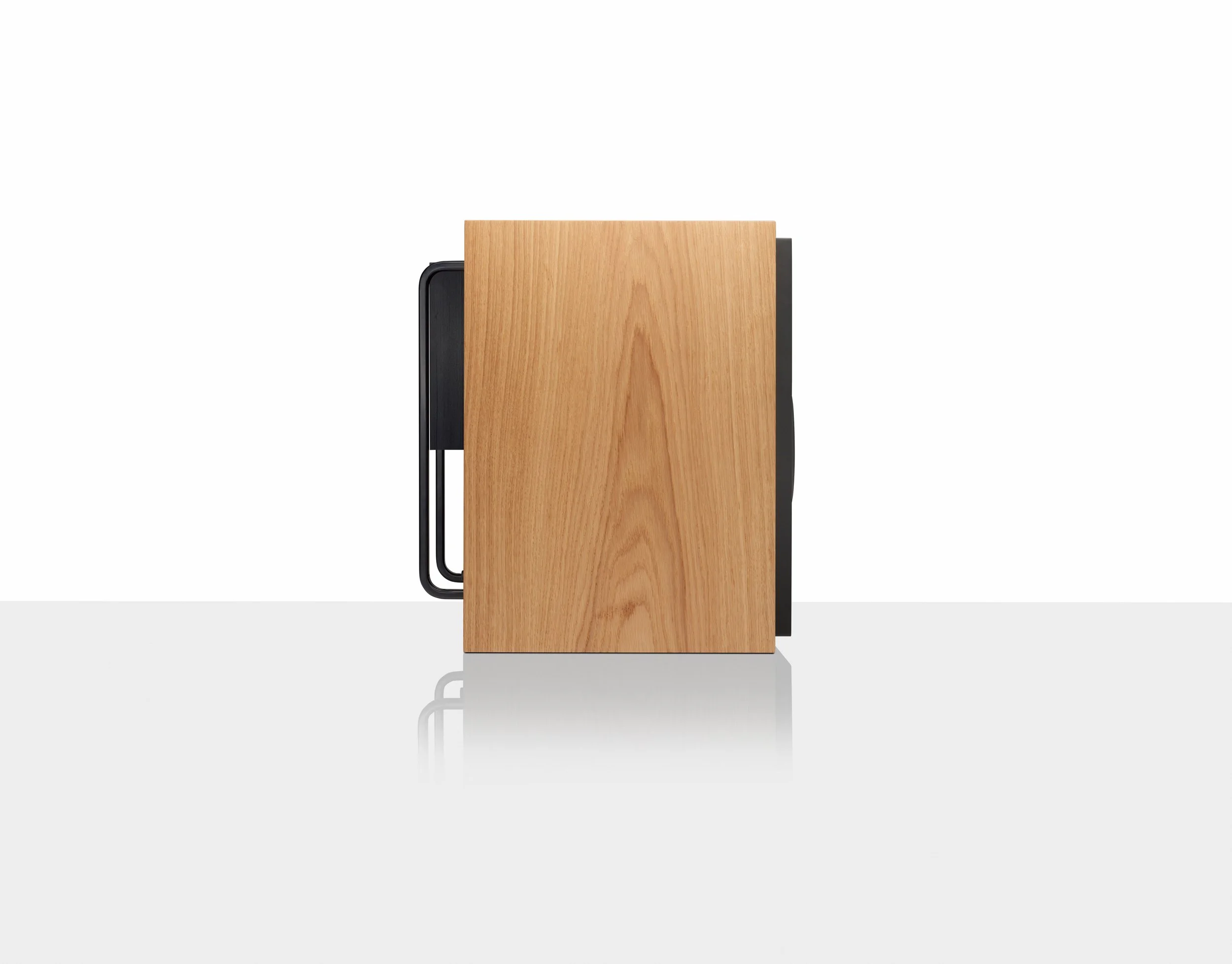 SCM20ASL Classic Cherry Side No Grille - Low Res.jpg