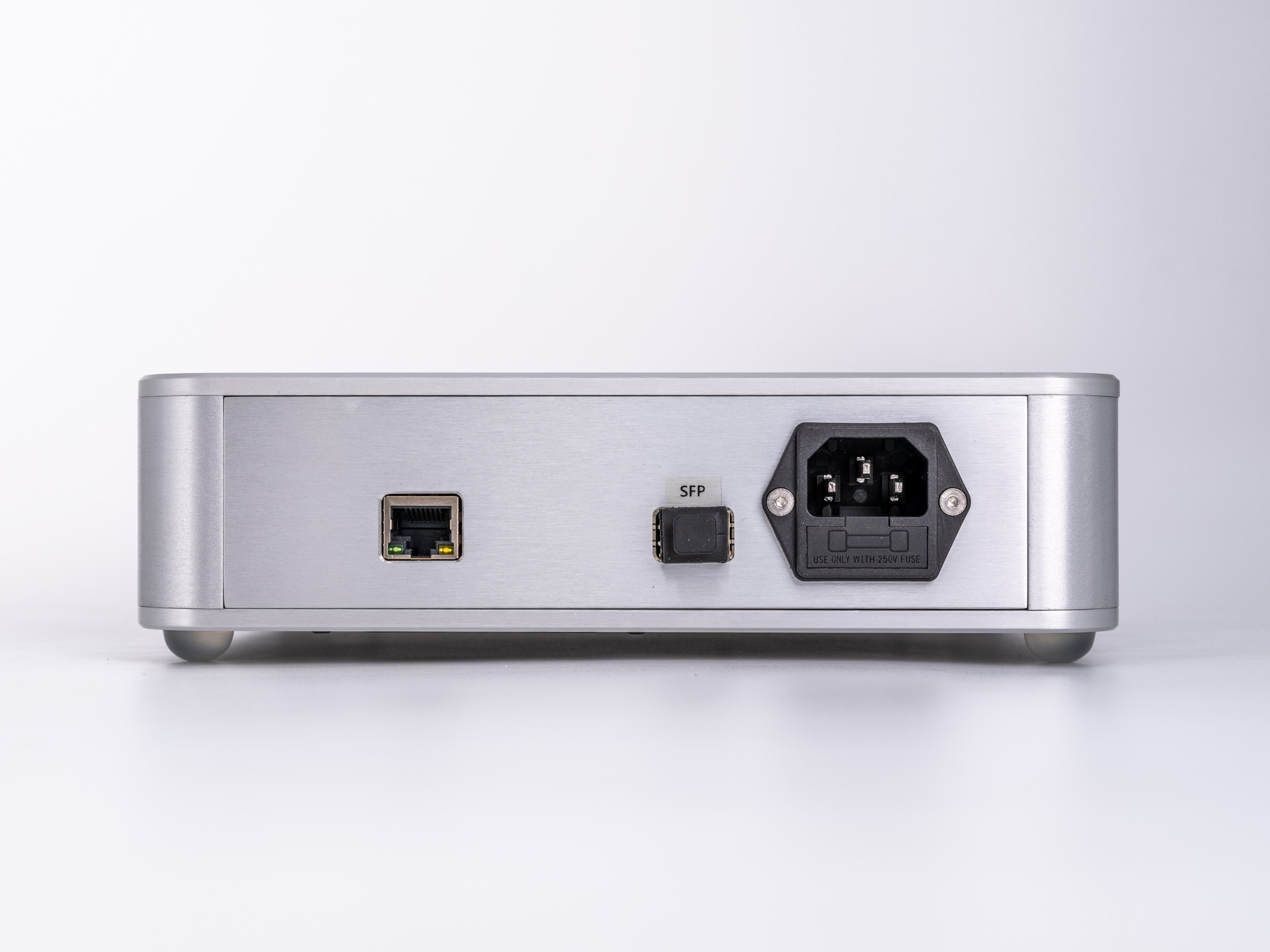 exD Konnet Network Switch-8.jpg