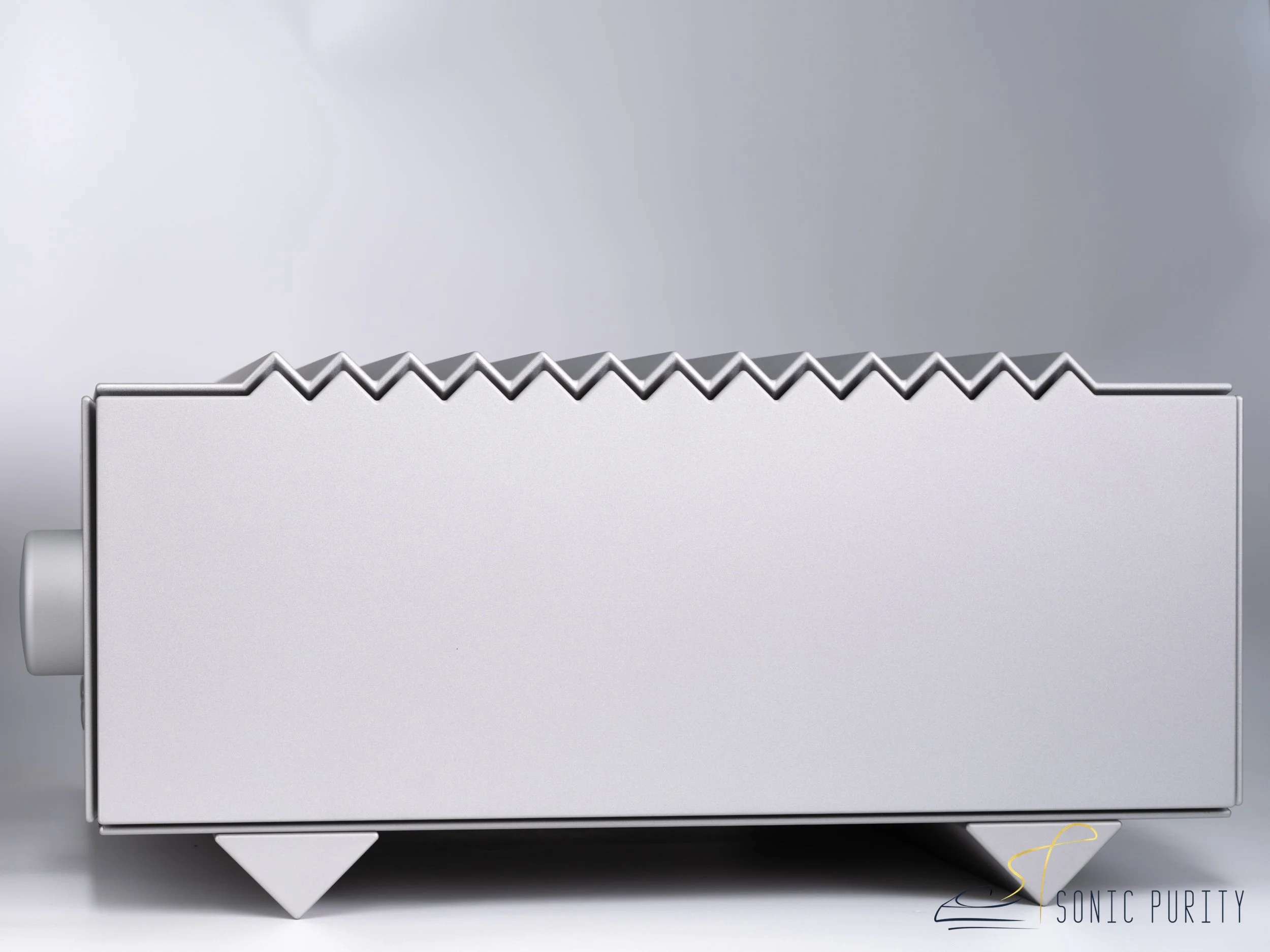 Audionet Mach-6.jpg