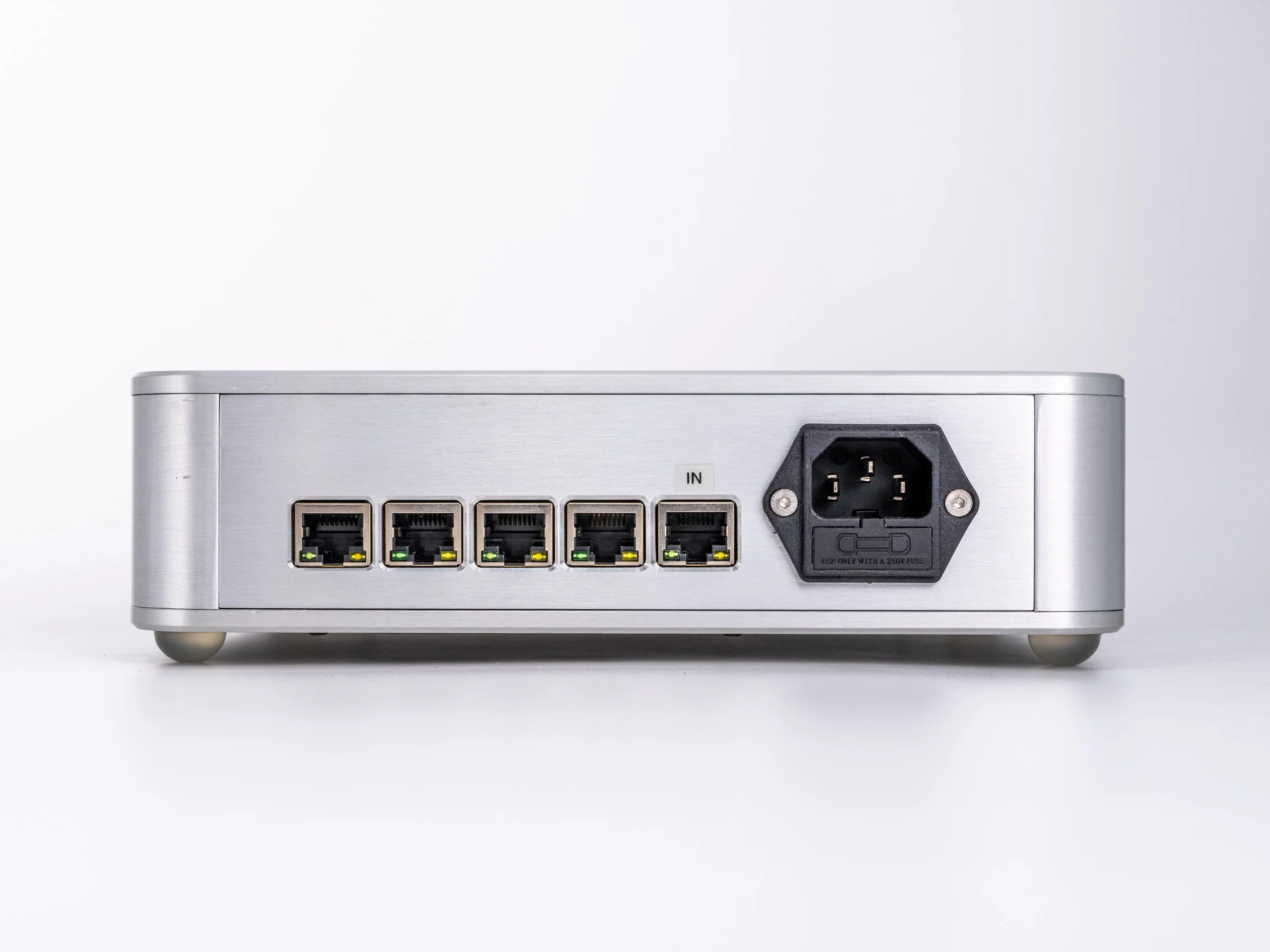 exD Konnet Network Switch-11.jpg