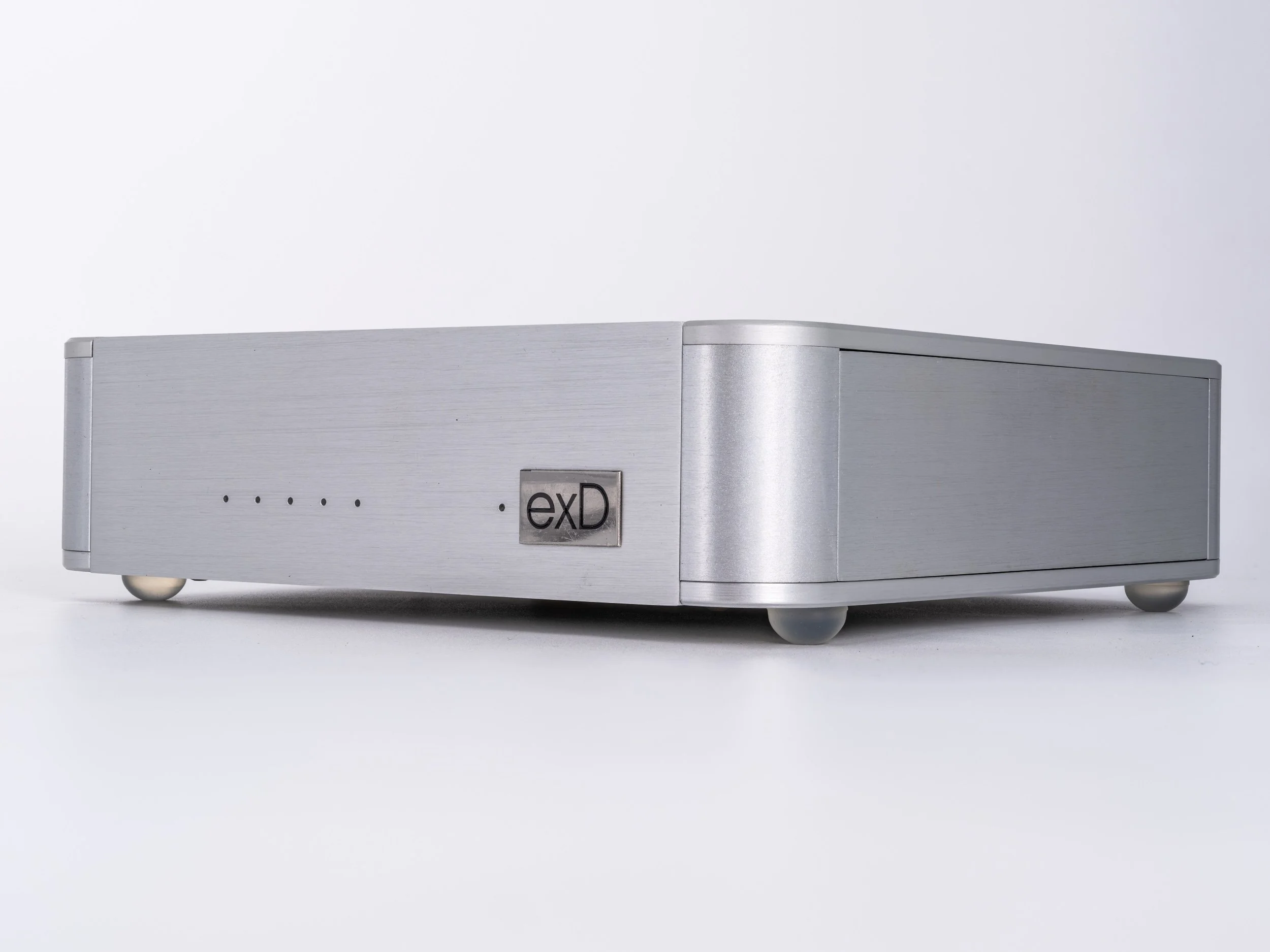 exD Konnet Network Switch-3.jpg