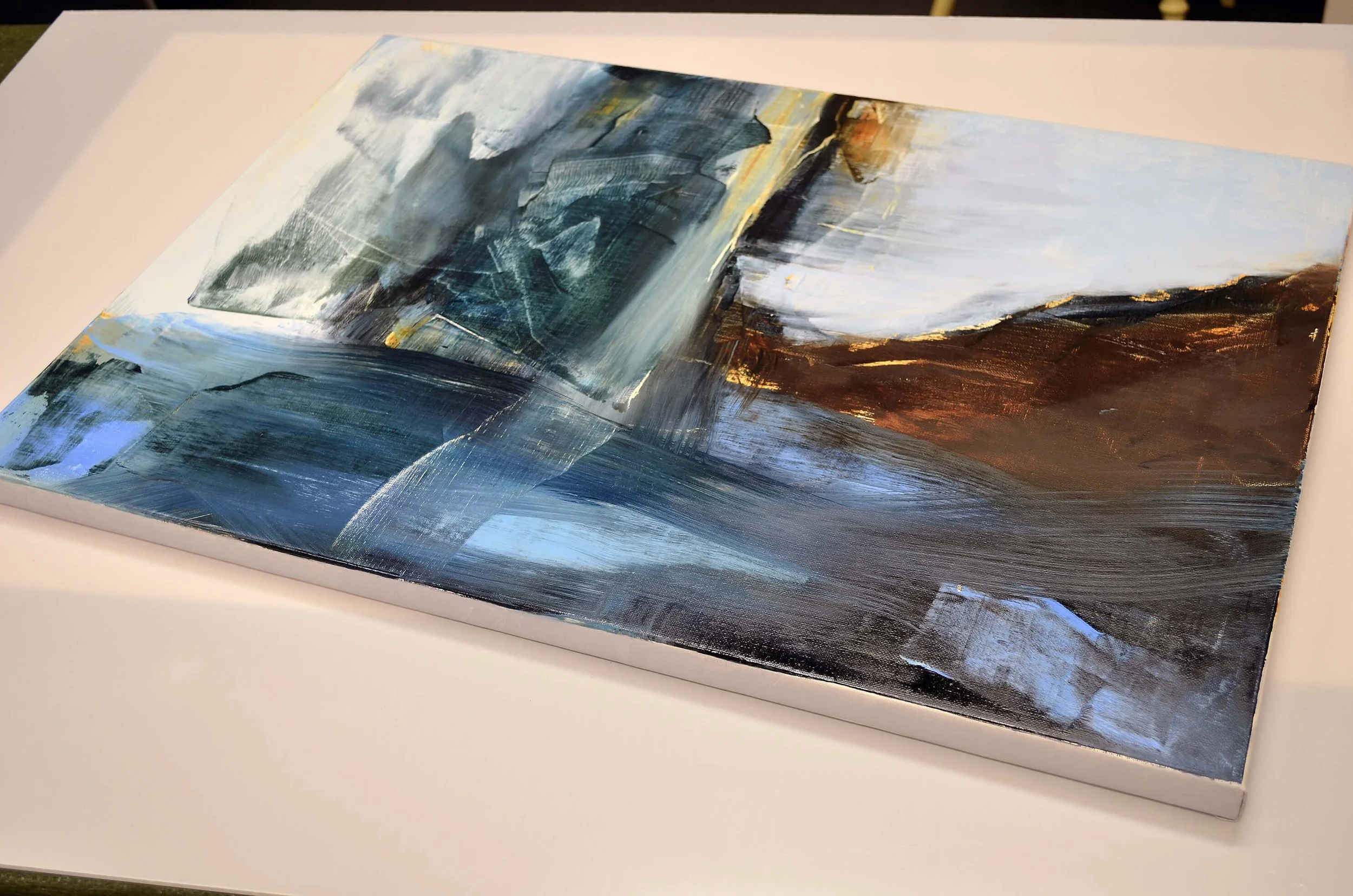 Fjordarm-på bord-w.jpg