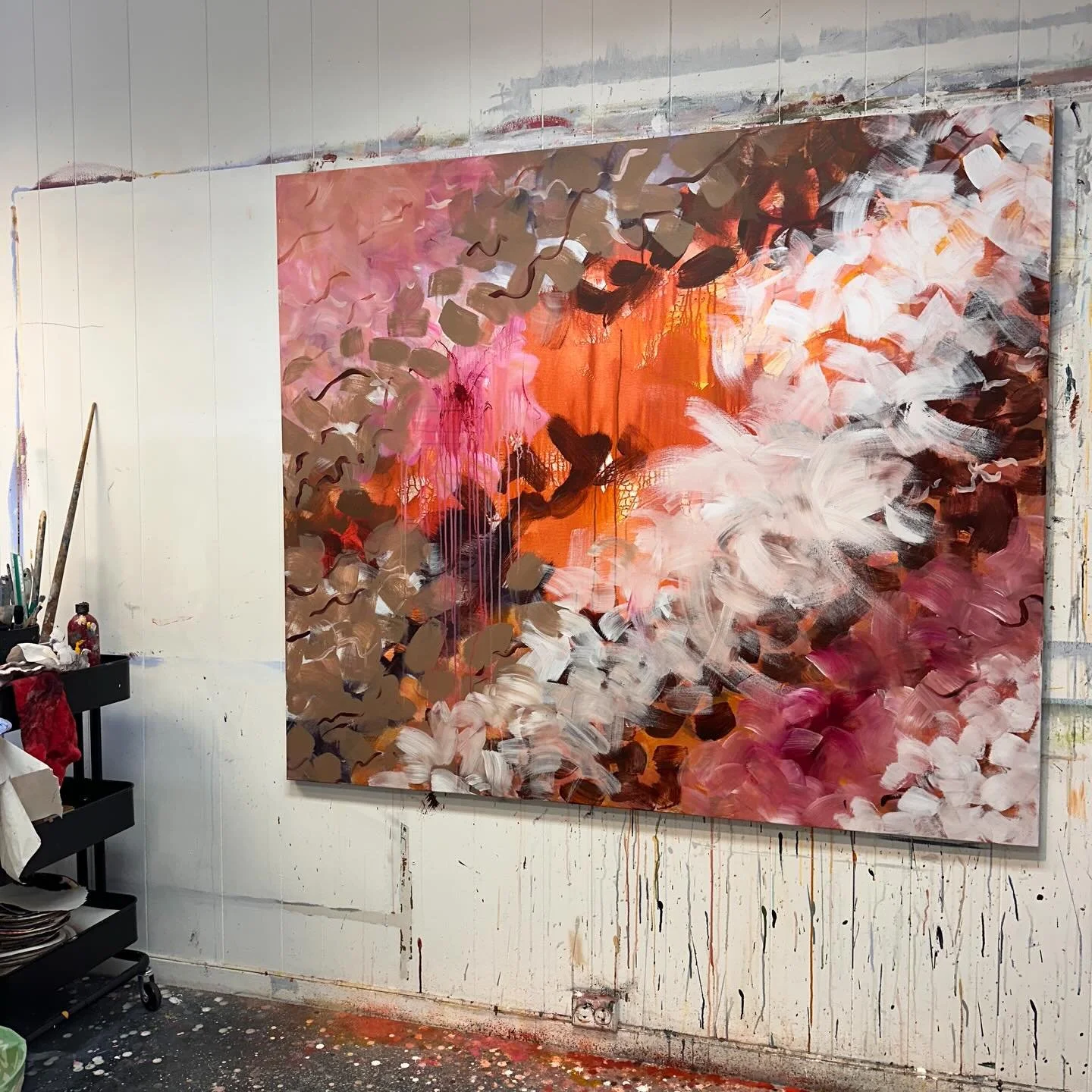 Maleri i prosess 🌱 lys

#maleri #artdiary #v&aring;rvibber #atelier #paintings