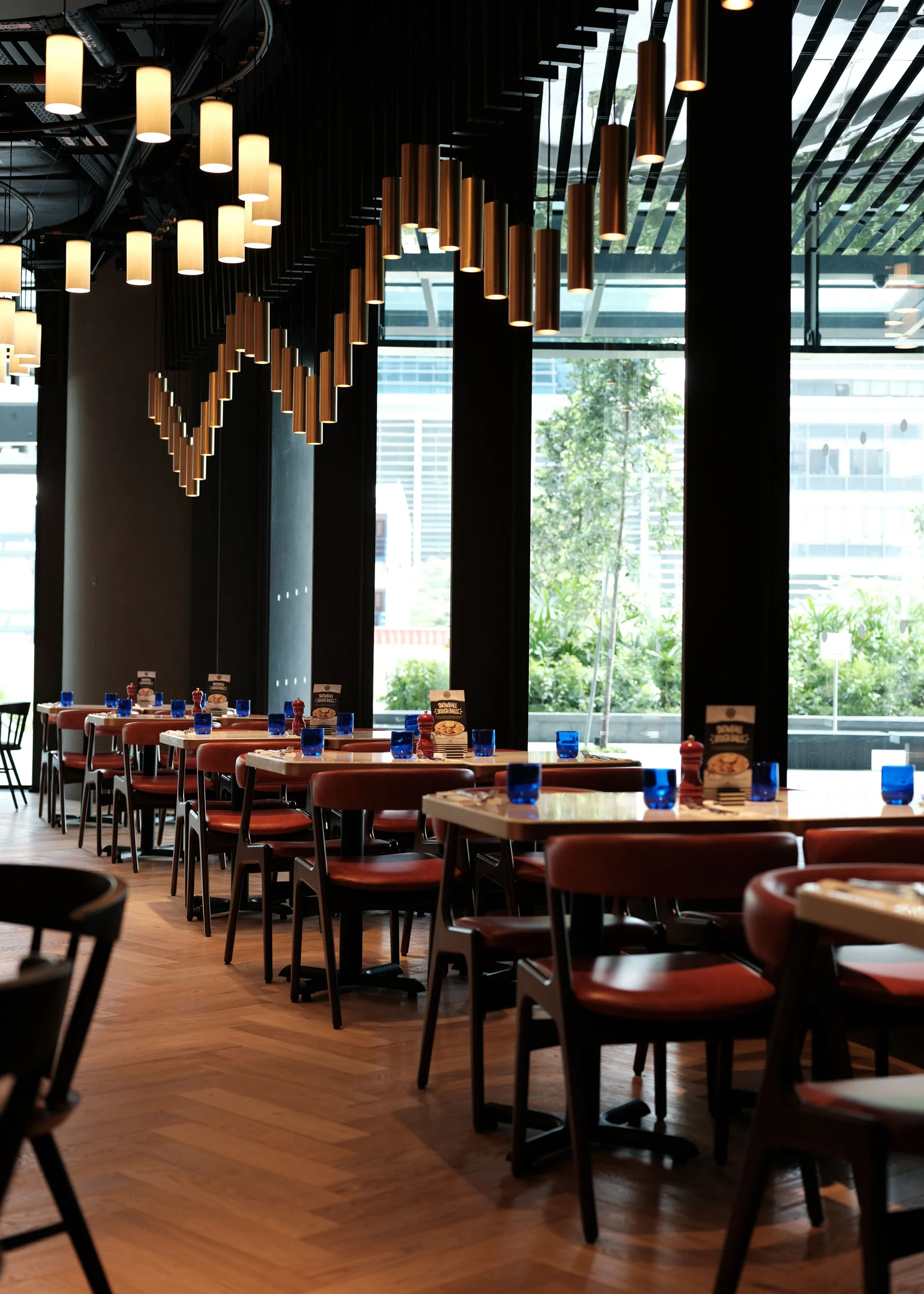 Rockett_Studio_Restaurant_Interior_Design_Pizzaexpress_Marina_One_Singapore_4.jpg
