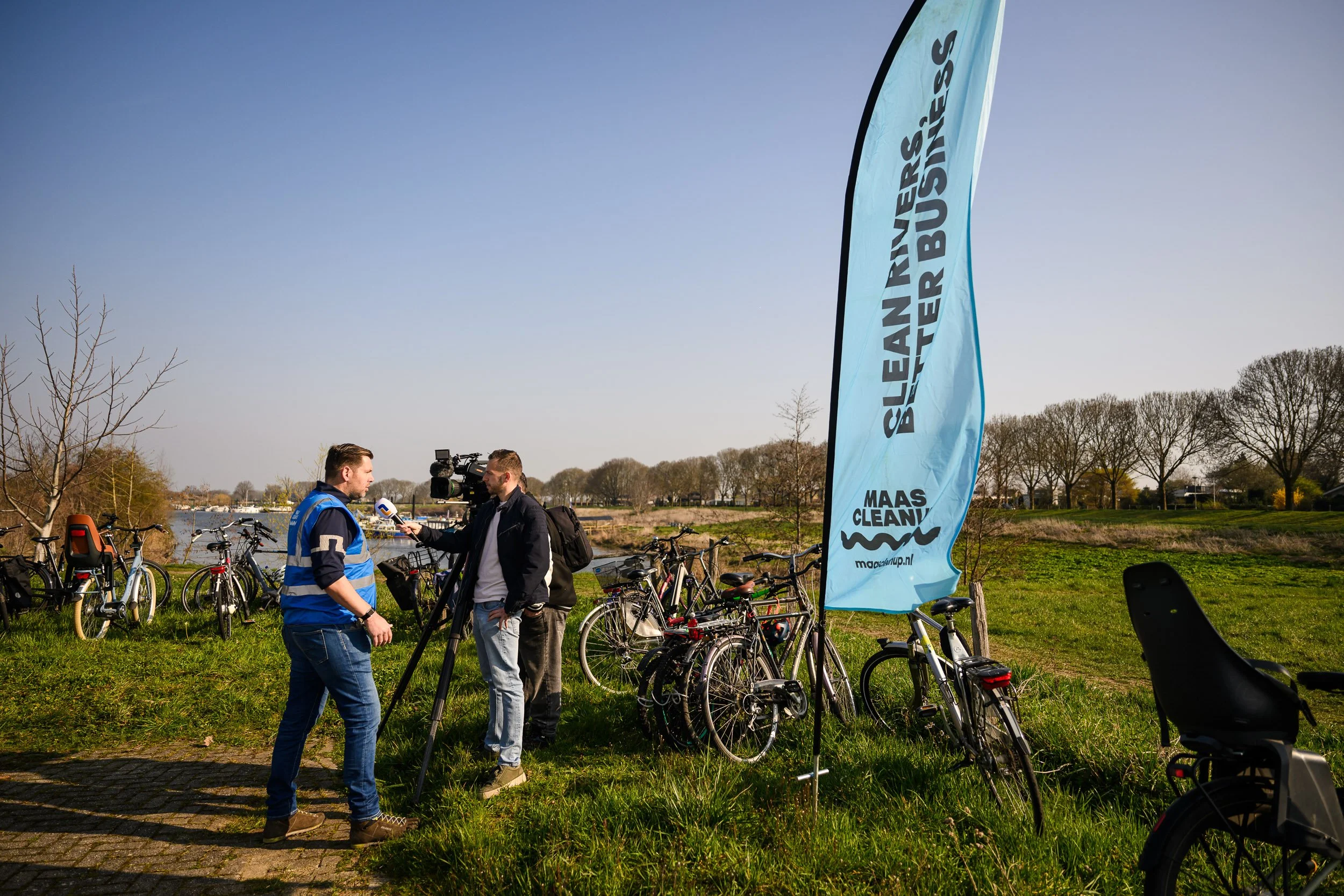 Maas Cleanup Day (LR)-13.jpg