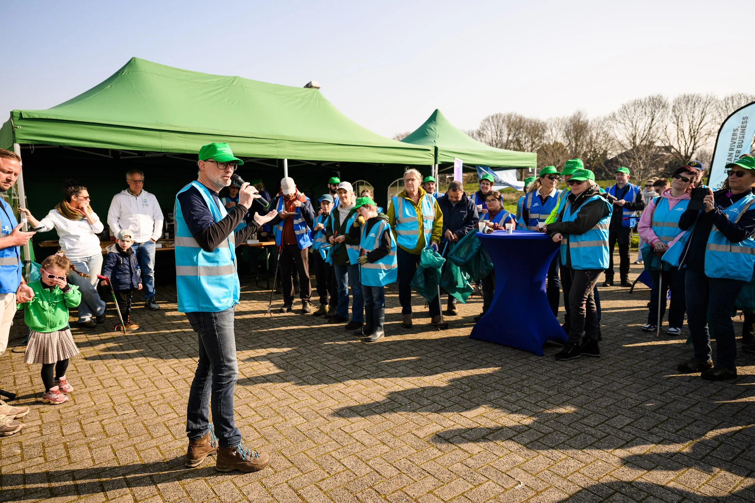 Maas Cleanup Day (LR)-21.jpg
