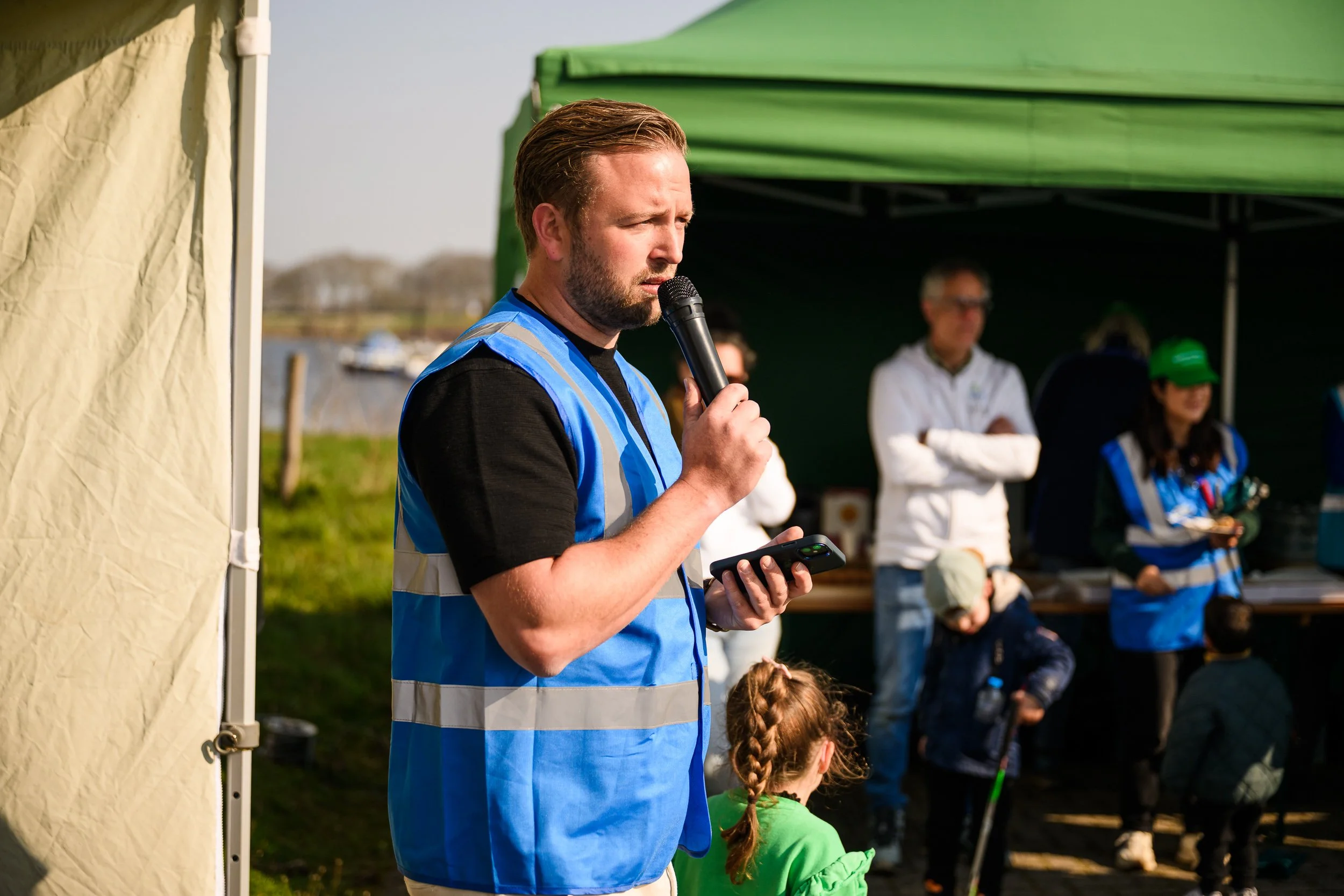 Maas Cleanup Day (LR)-24.jpg