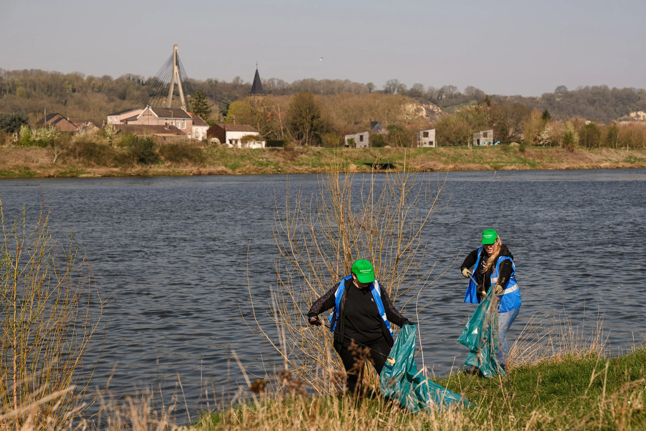 Maas Cleanup Day (LR)-40.jpg