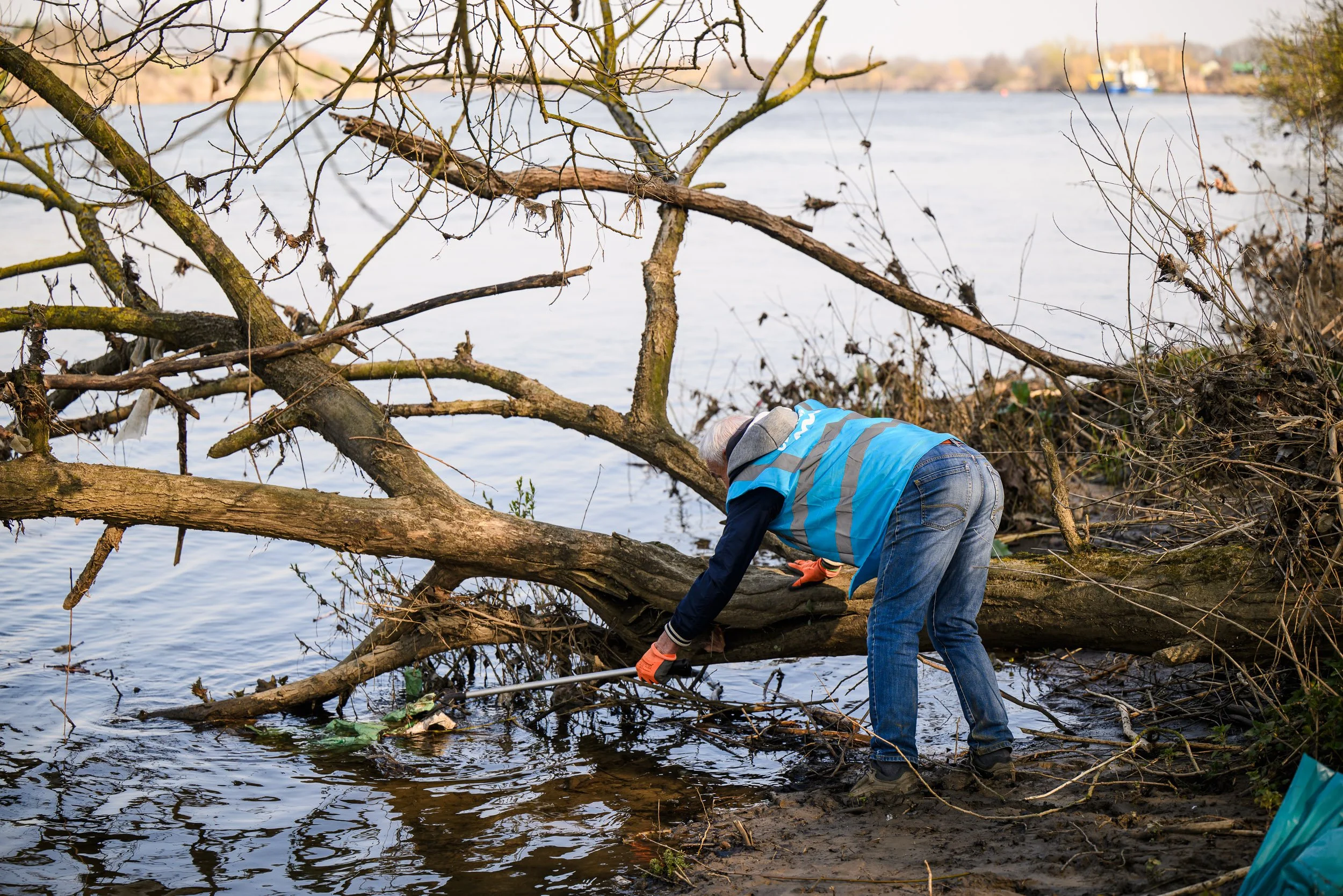 Maas Cleanup Day (LR)-49.jpg