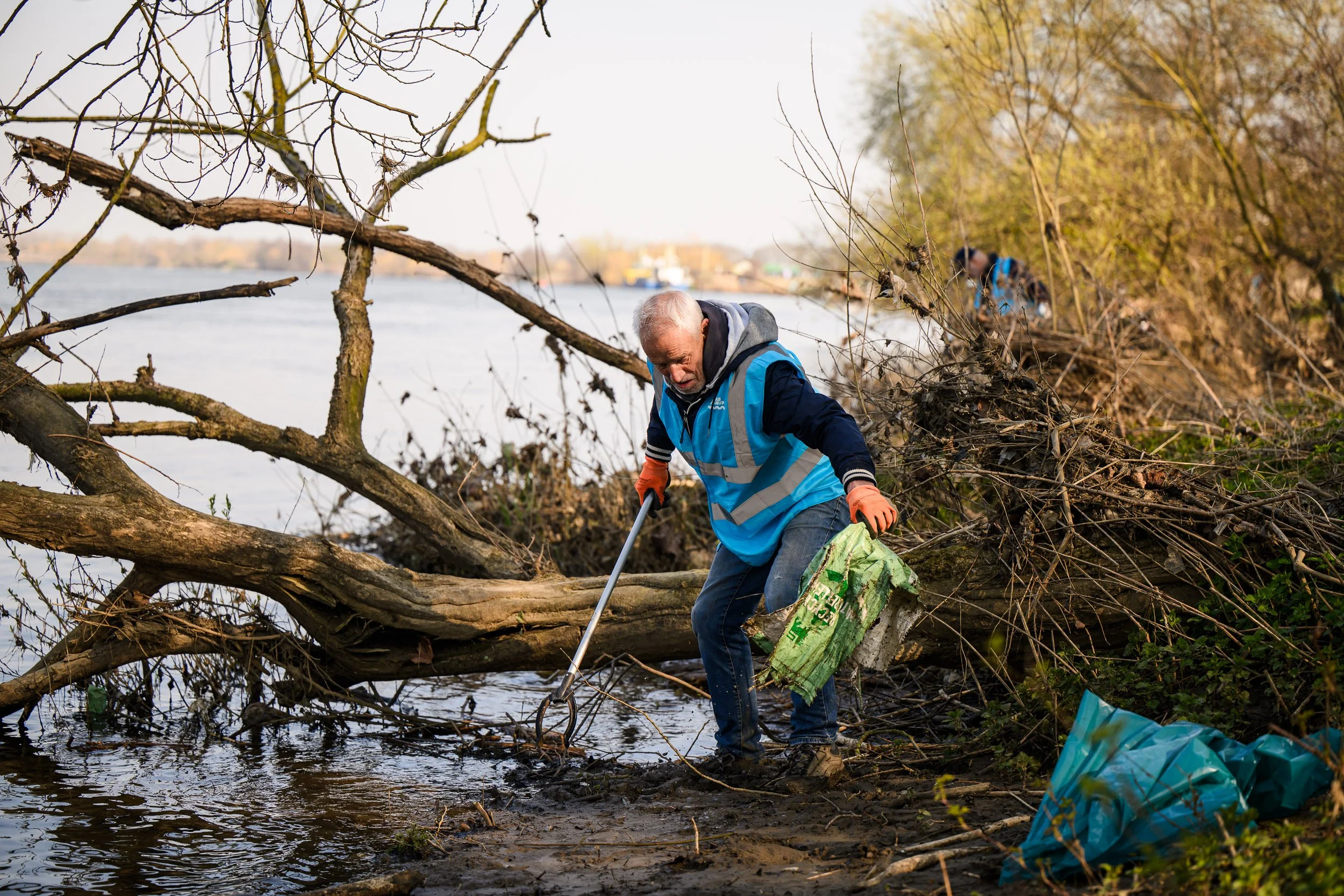 Maas Cleanup Day (LR)-50.jpg