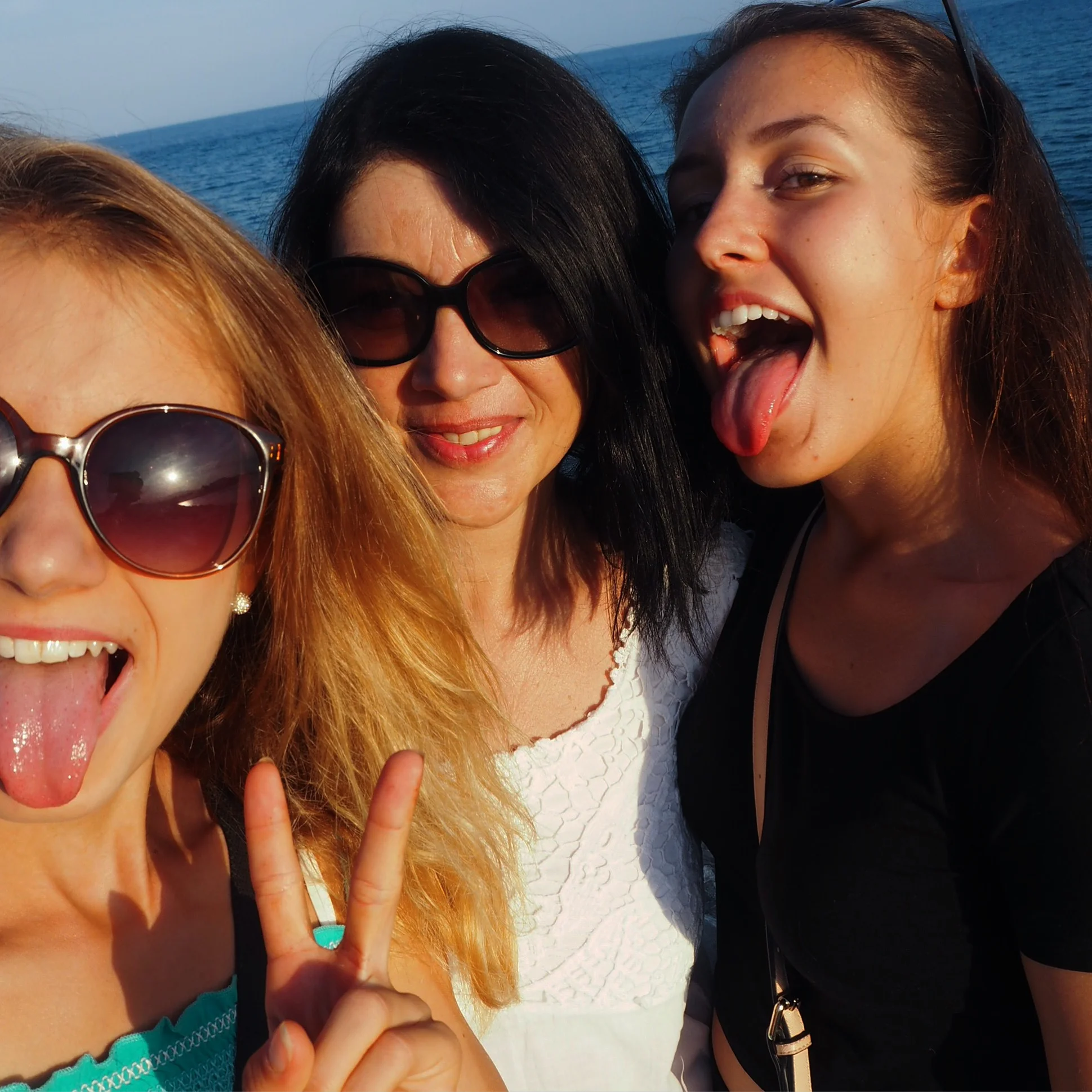 já, mamka, ségra me, mum, sis