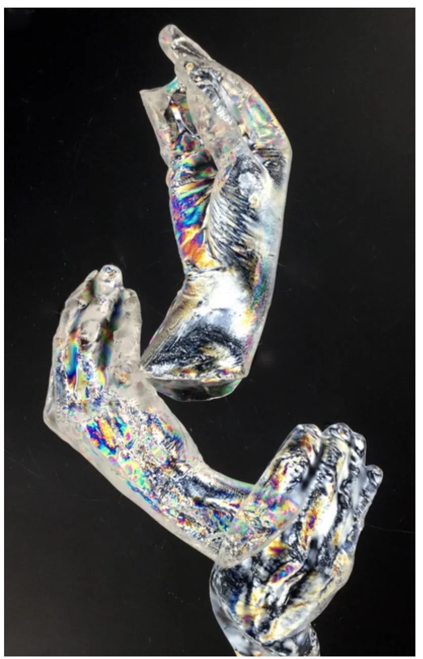 Hands to heaven 2017 in light and plastics