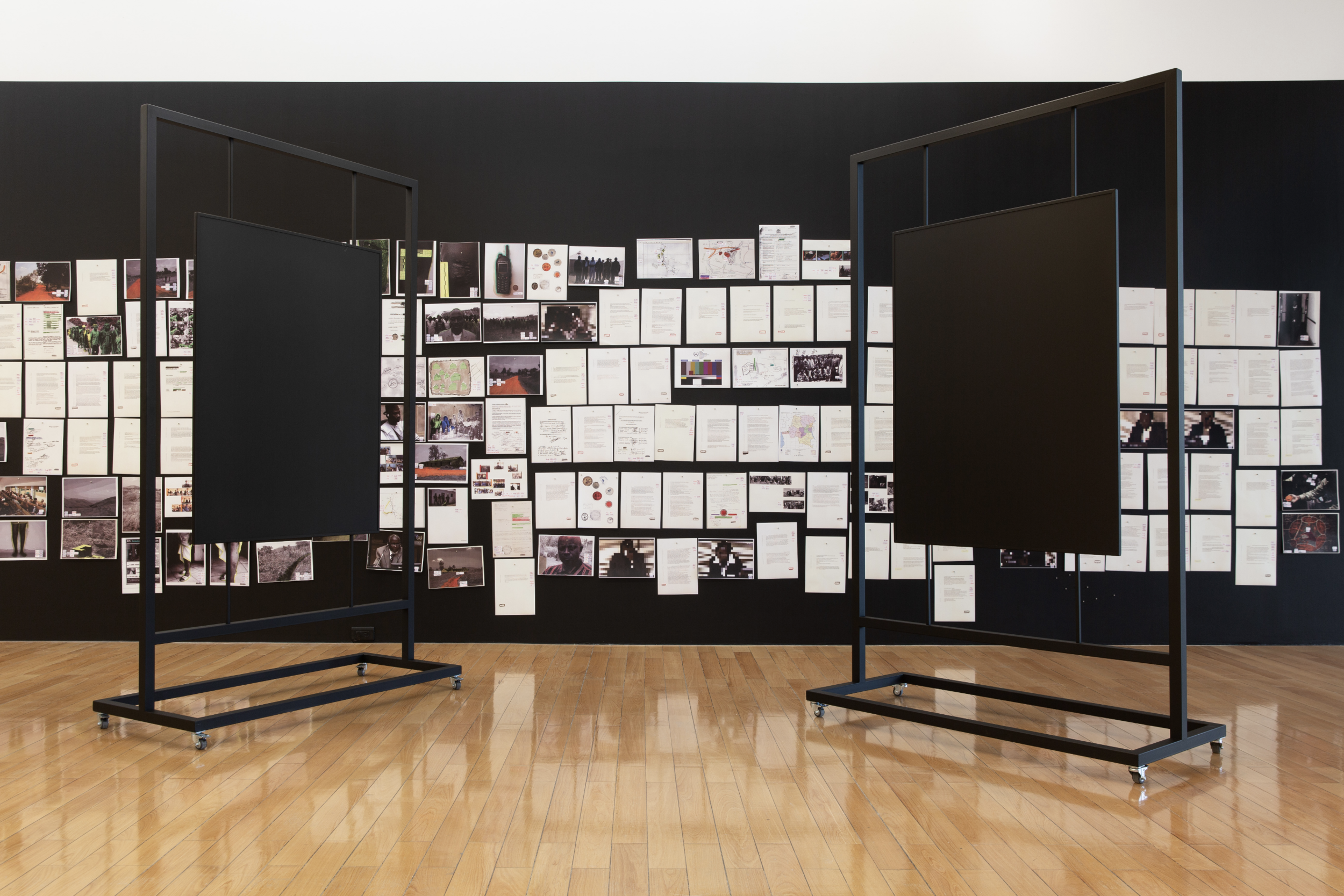 Franck Leibovici &amp; Julien Seroussi, muzungu (those who go round and round in circles), 2016. Courtesy of the Artist and Taipei Fine Arts Museum.