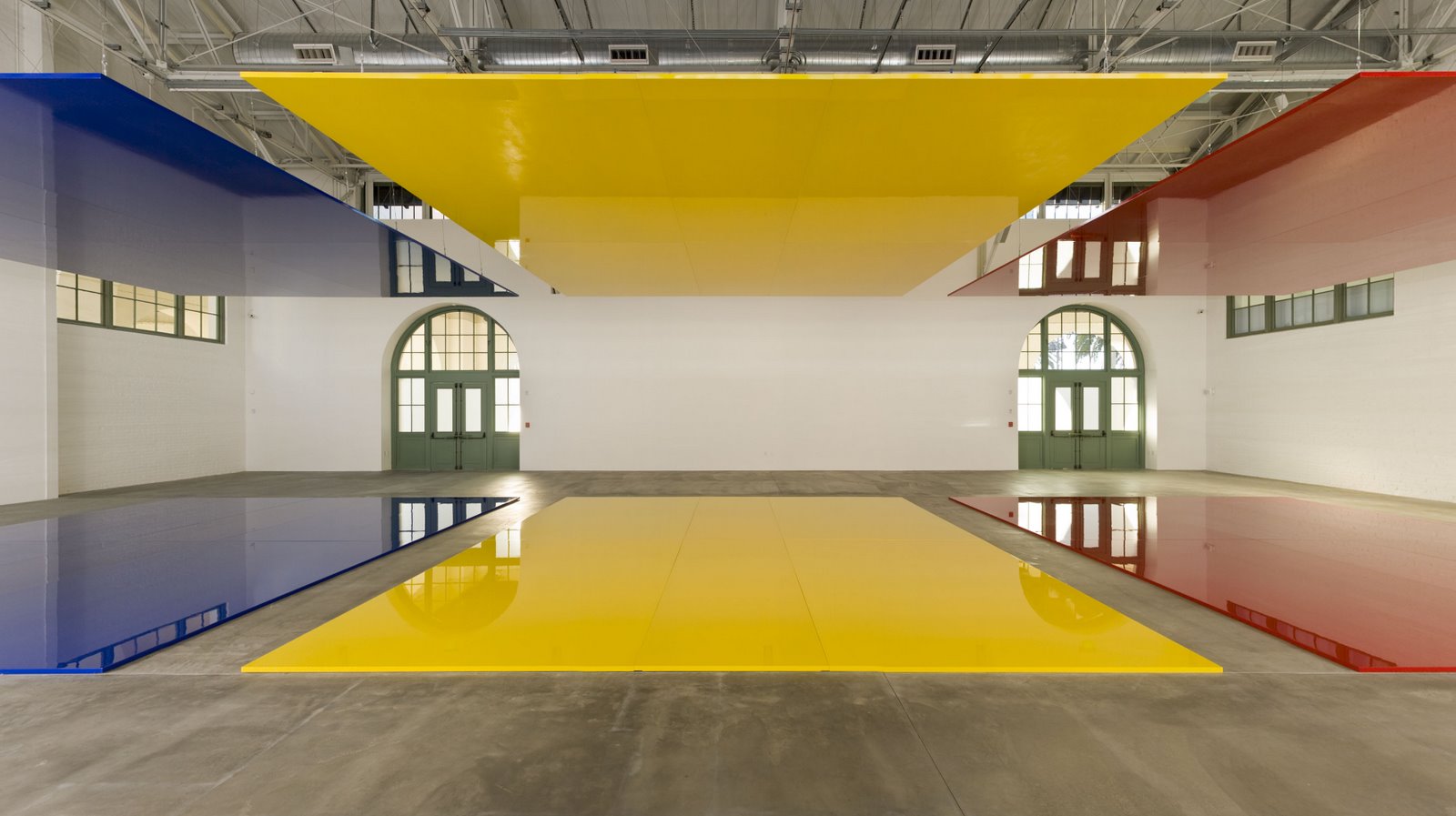 Who’s Afraid of Red, Yellow & Blue (installation view, detail below), 2006-07 polyurethane paint over lacquer on aircraft honeycomb aluminum 24 panels: 132 1/2 x 96 1/2 inches (3.4 x 2.4 m) each; 12 panels:132 1/2 x 48 1/4 inches (3.4 x 1.2 m) each; overall installation dimensions variable. Photography by Philipp Scholz Rittermann ©Robert Irwin/Artists Rights Society, New York