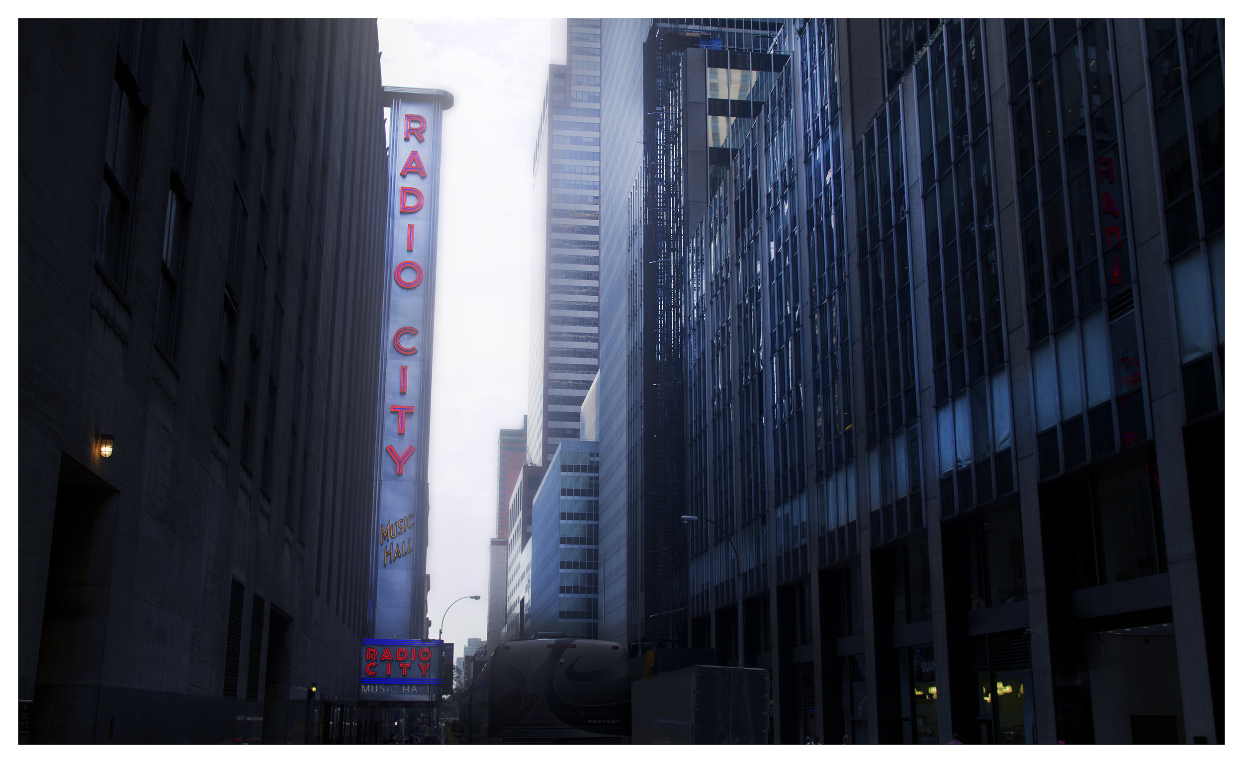 Gloomy Radio City