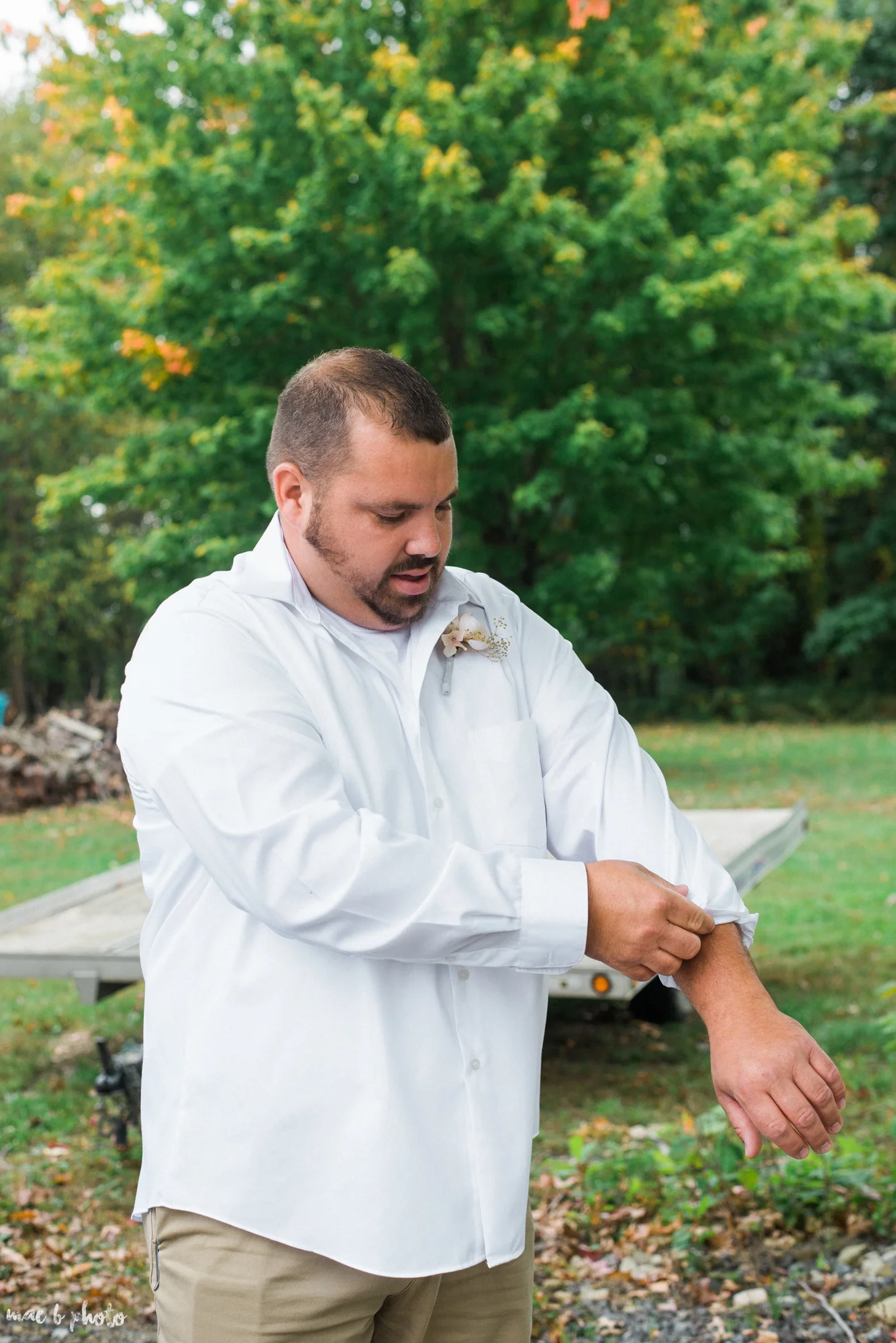 Sarah & Dustin's Rustic Chic Barn Wedding at Hartford Hill Winery in Hartford, Ohio by Mae B Photo-36.jpg