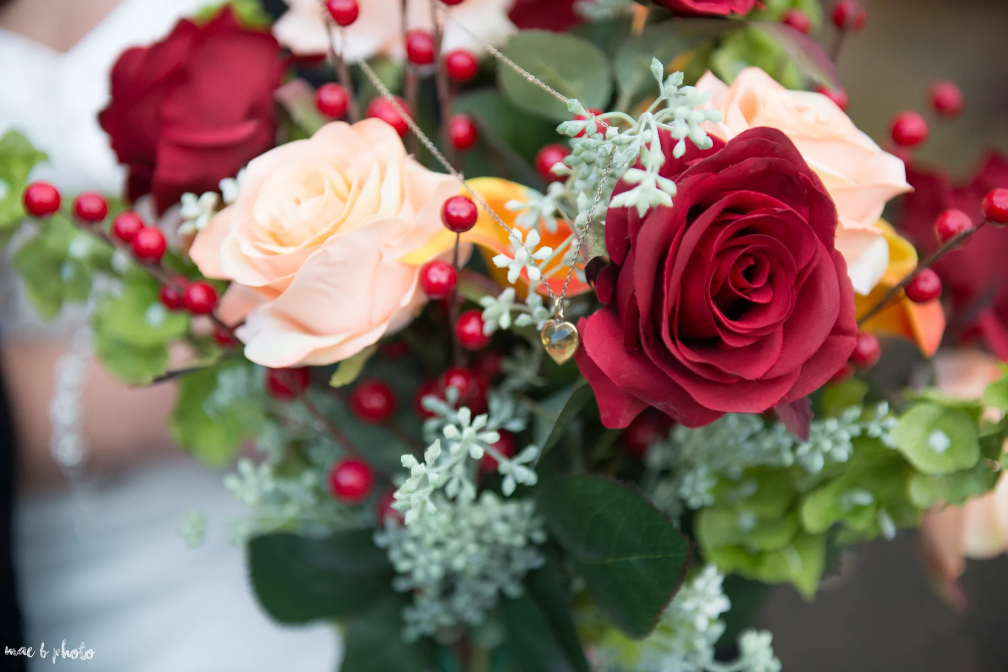 tracey and aaron's personal fall wedding at tiffany's banquet center in brookfield ohio-60.jpg