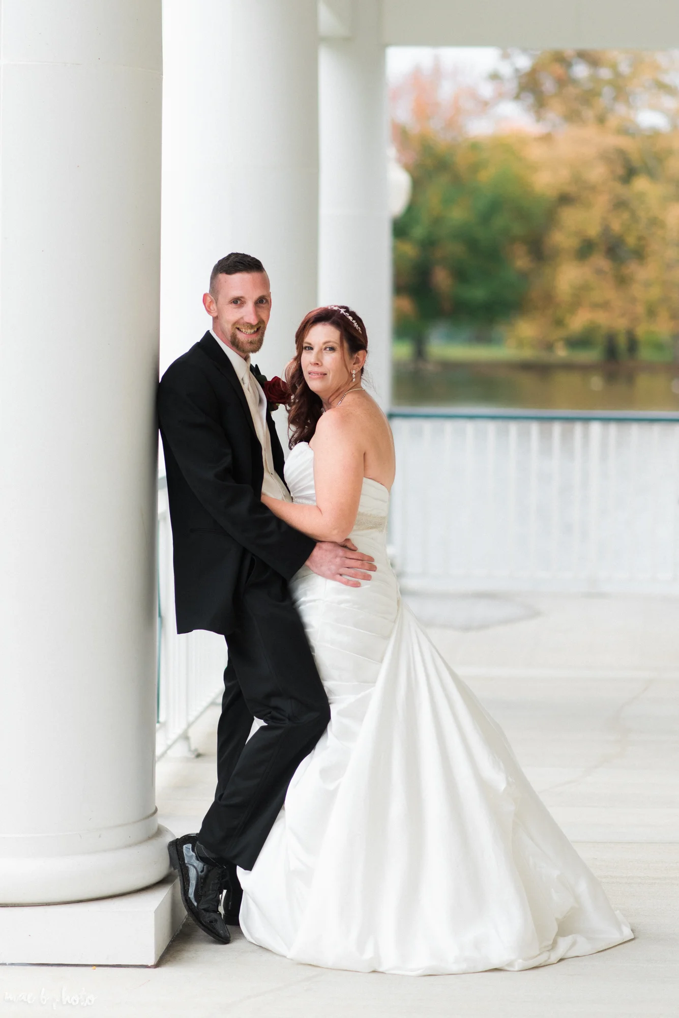 tracey and aaron's personal fall wedding at tiffany's banquet center in brookfield ohio-67.jpg