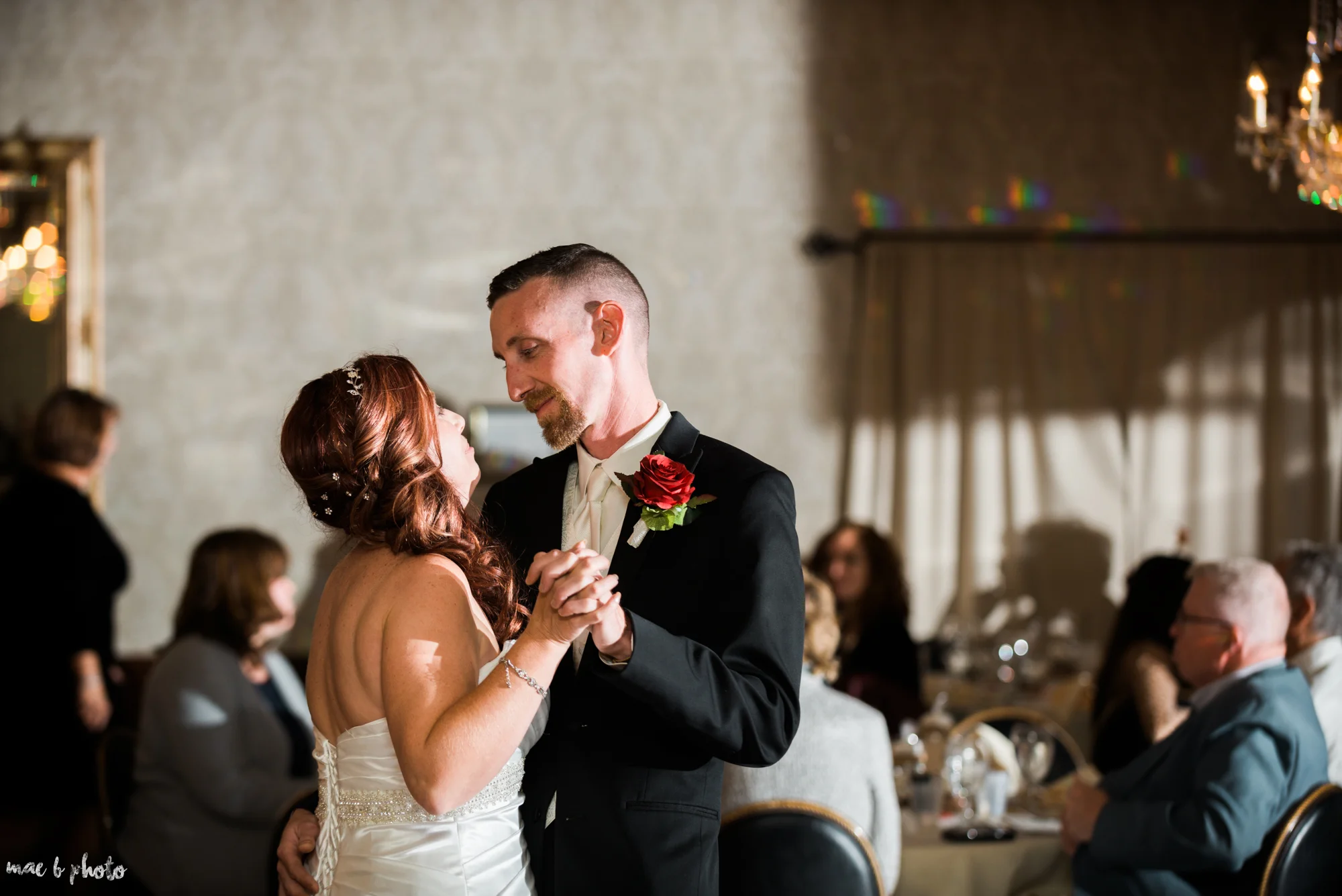 tracey and aaron's personal fall wedding at tiffany's banquet center in brookfield ohio-100.jpg