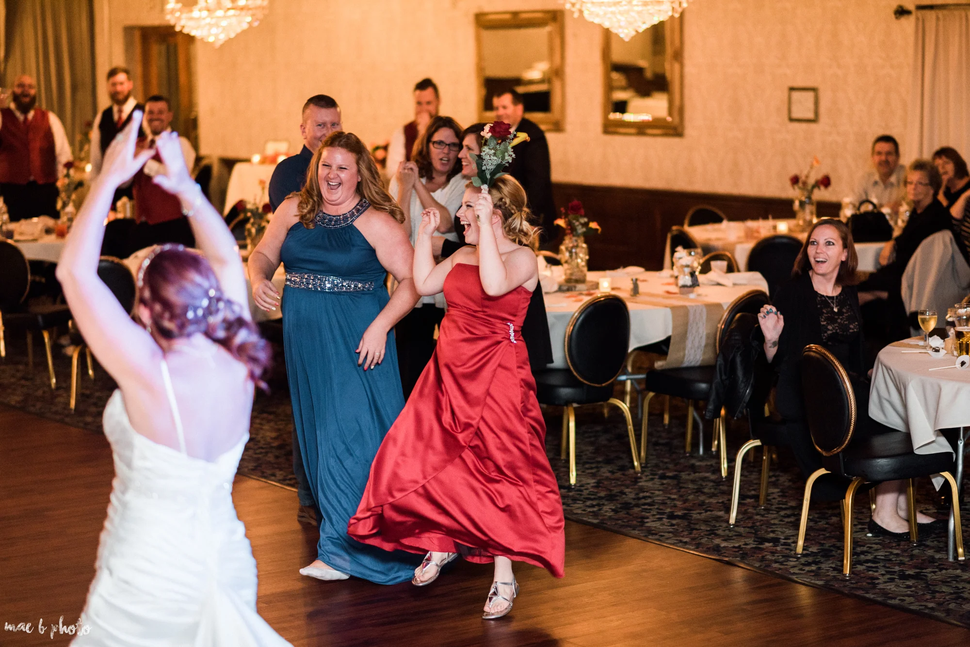 tracey and aaron's personal fall wedding at tiffany's banquet center in brookfield ohio-107.jpg