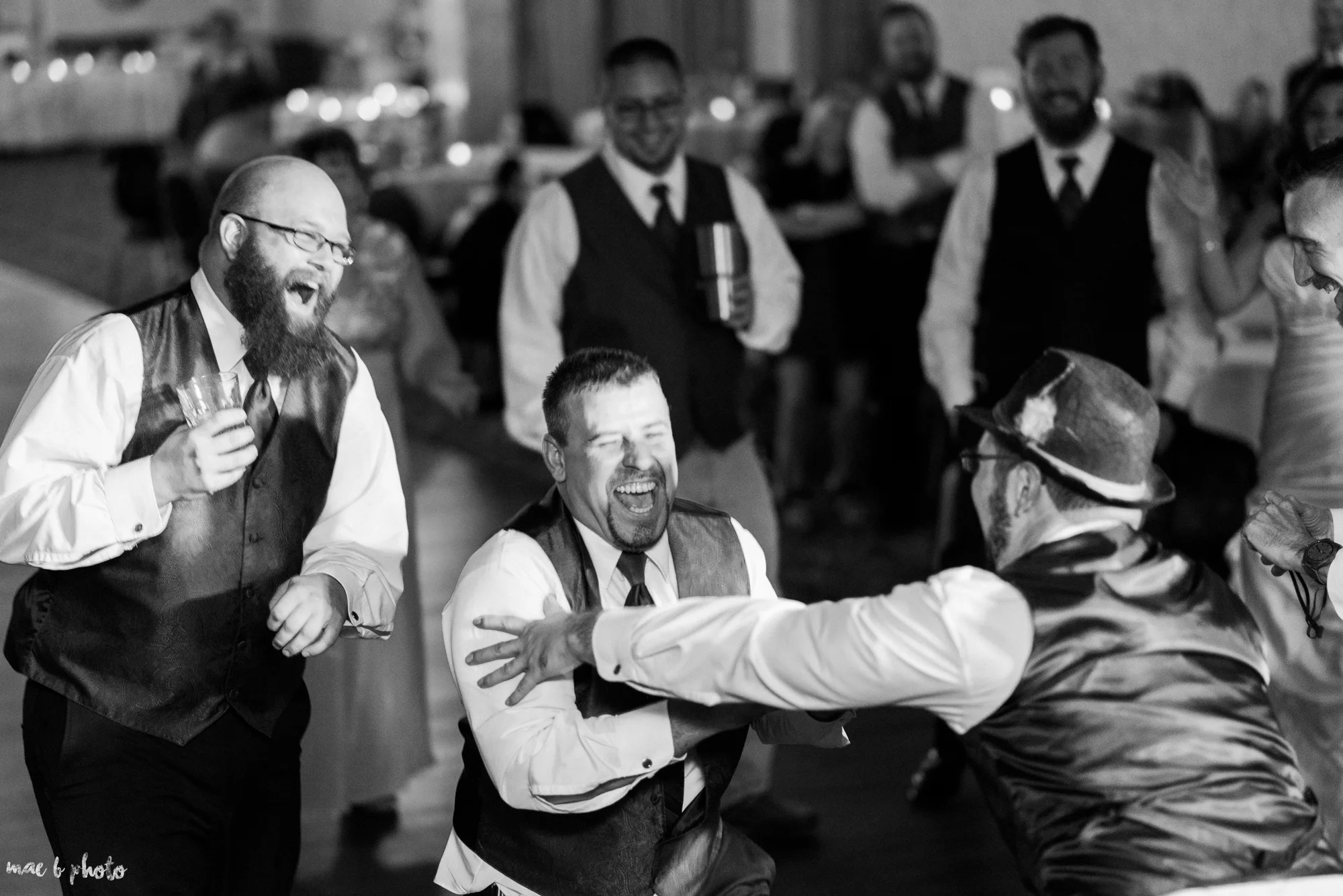 tracey and aaron's personal fall wedding at tiffany's banquet center in brookfield ohio-115.jpg