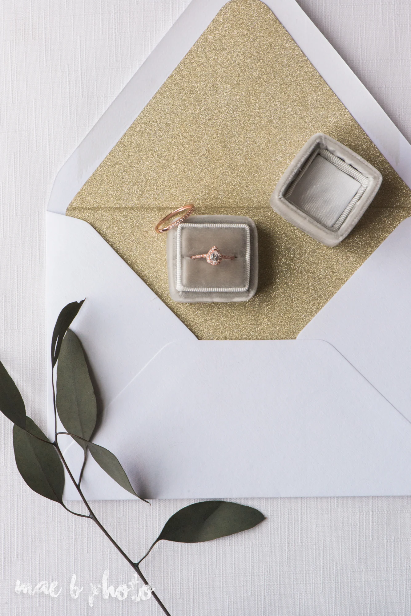 what to know when picking out stationary and working with a calligrapher by kristin thomas of addressed in white in youngstown ohio-6.jpg