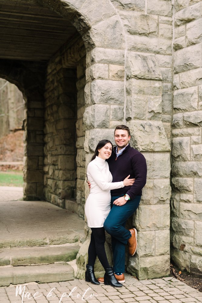 mae b photo youngstown wedding photographer squire's castle engagement session cleveland metroparks winter engagement session christmas engagement chagrin falls engagement session cleveland wedding photographer-14.jpg