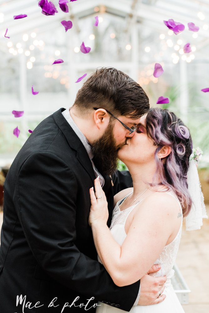 liz and bens intimate winter 2.22.22 wedding day at buhl mansion in sharon pa photographed by youngstown wedding photographer mae b photo-121.jpg