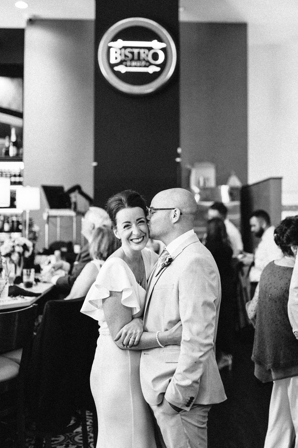 intimate summer wedding fourth of july weekend bistro 1907 downtown youngstown doubletree by hilton federal street lauren lindvig youngstown ohio photography by cleveland wedding photographer mae b photo.jpg.jpg.jpg1.jpg