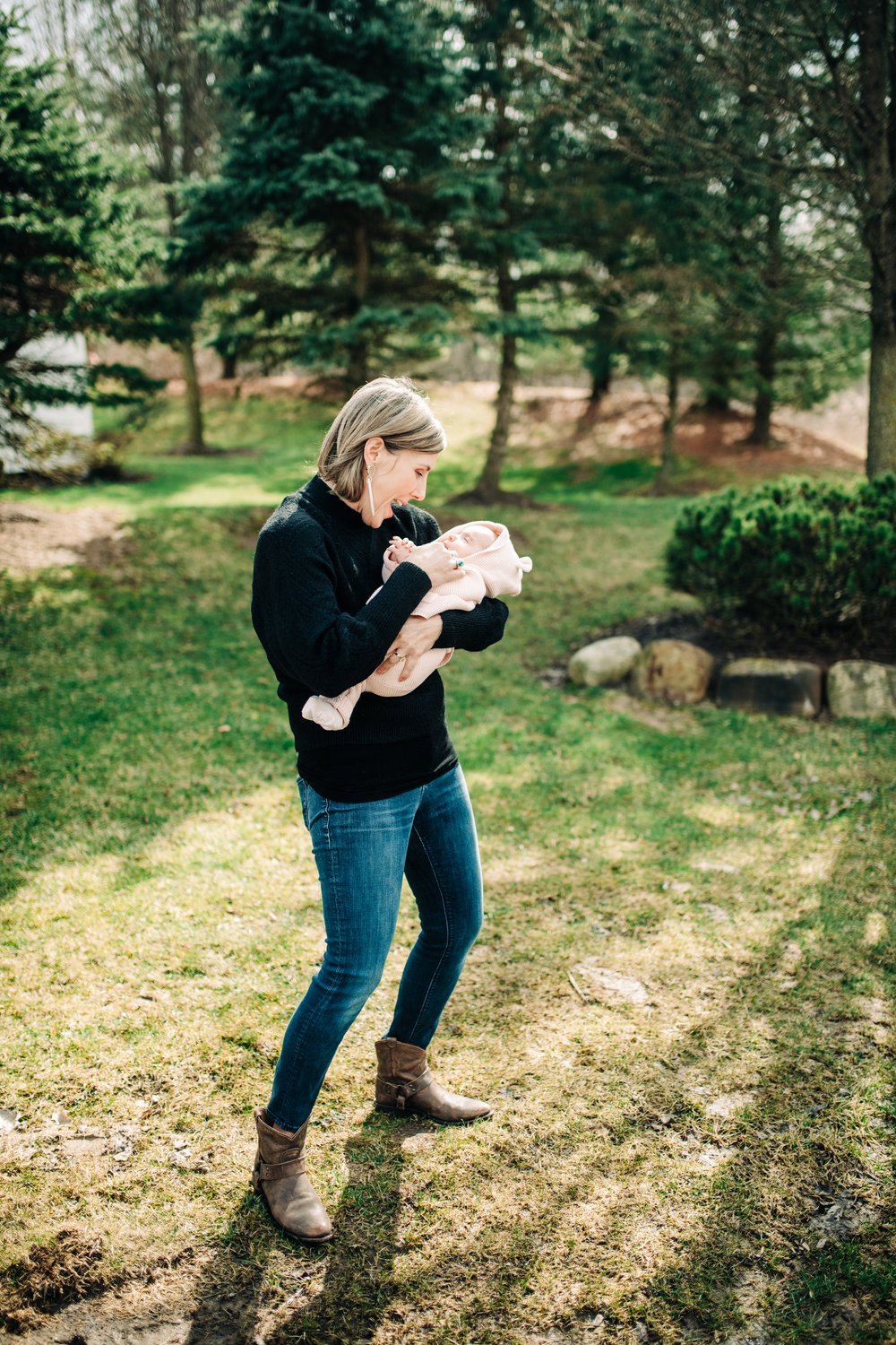 intimate lifestyle newborn session mother and daughter first born miracle baby aurora ohio clevelannd ohio mill creek park youngstown ohio photography by cleveland wedding photographer mae b photo.jpg.jpg
