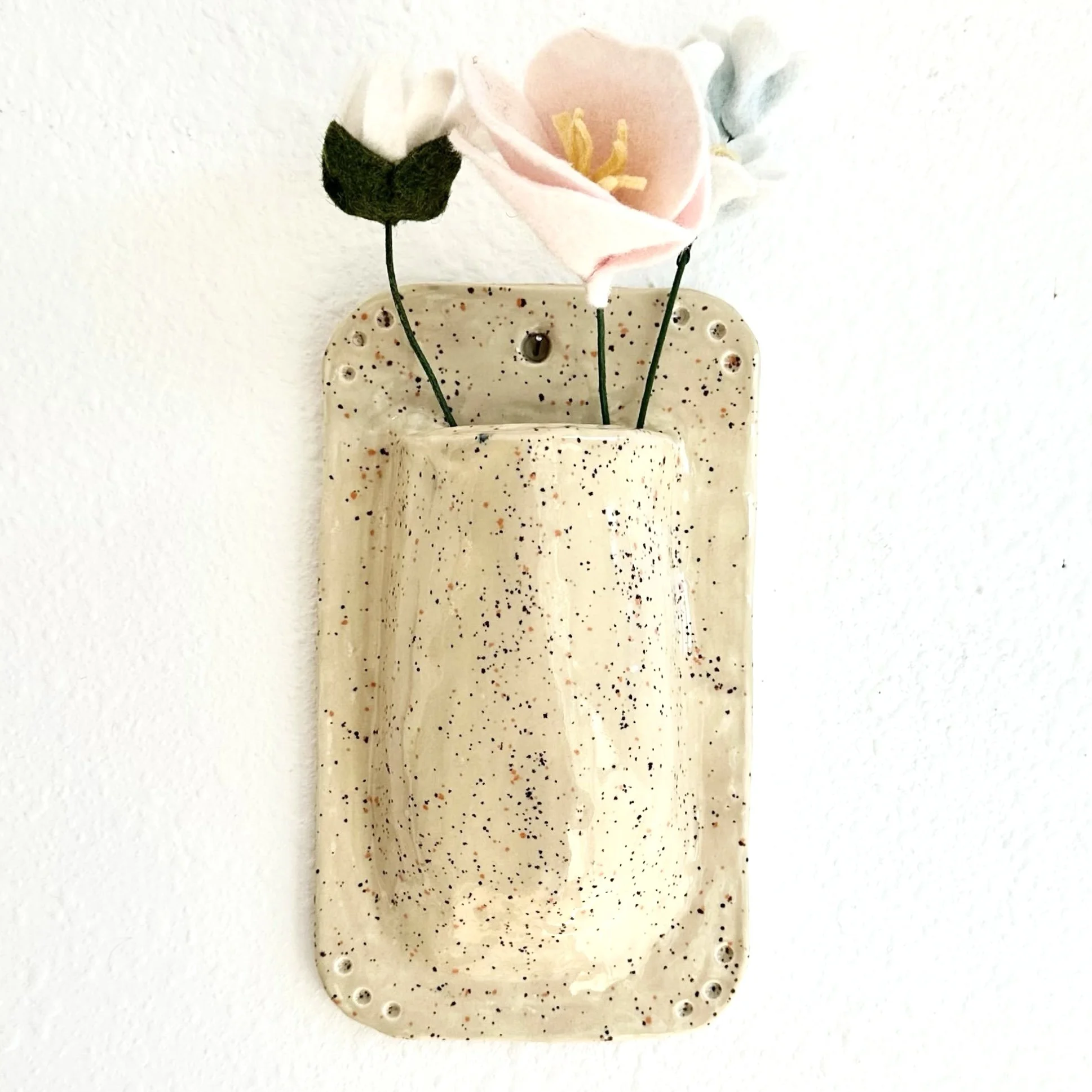 pocket wall vase.jpg