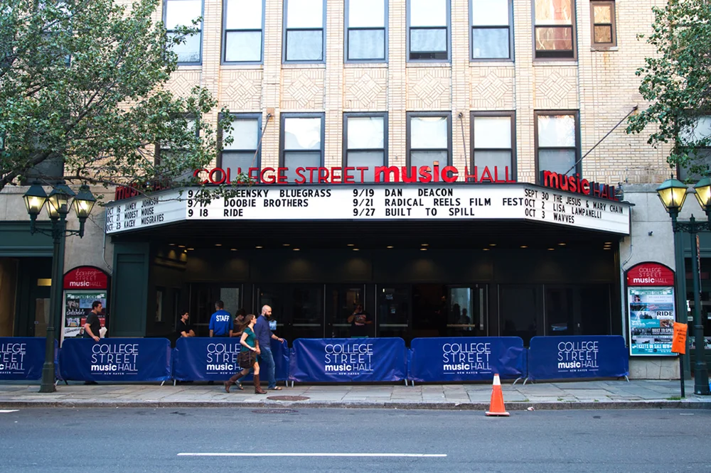 Venue Review: College Street Music Hall — Crowdsurf Central